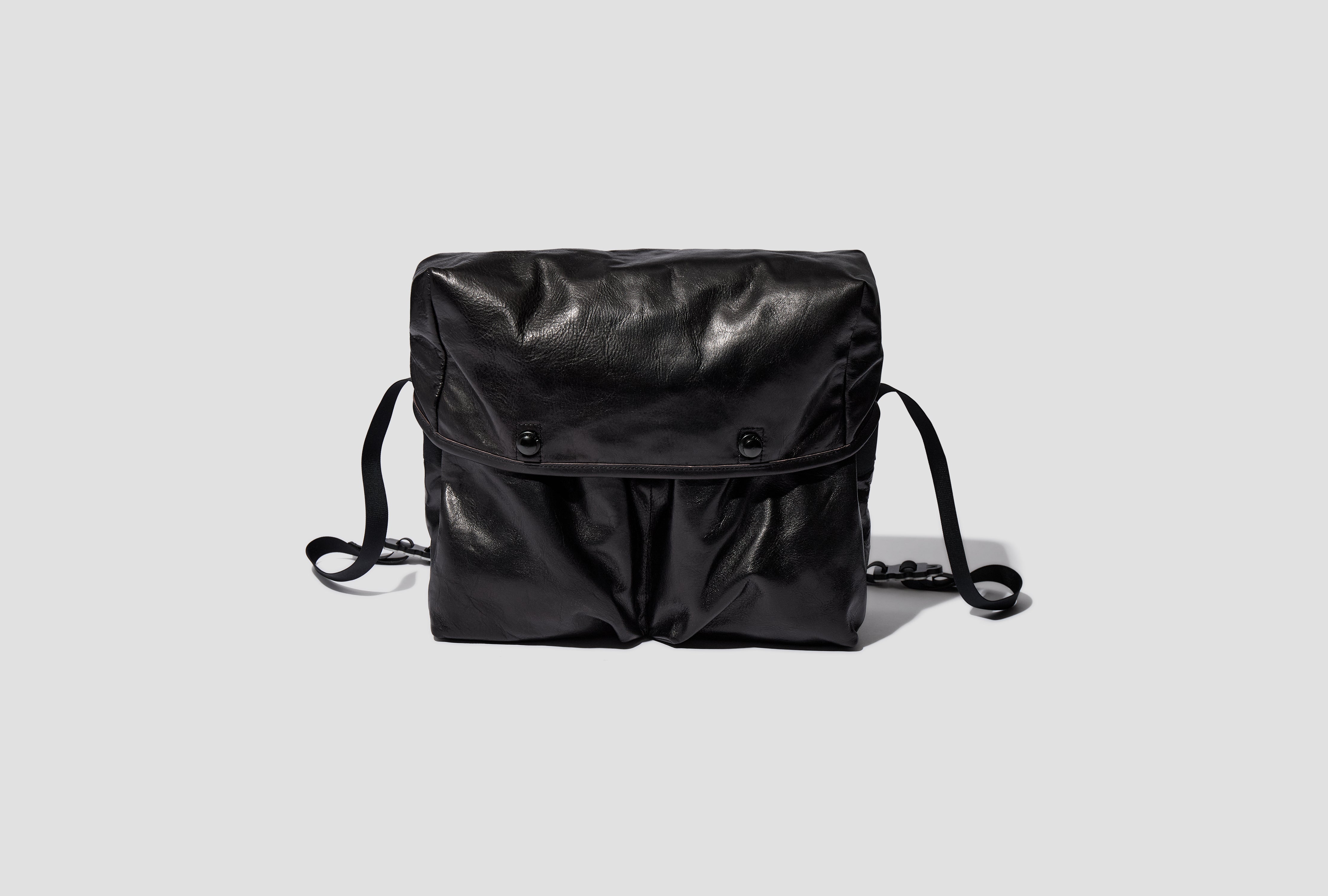 MINI MESSENGER - BLACK HIDE R20G4