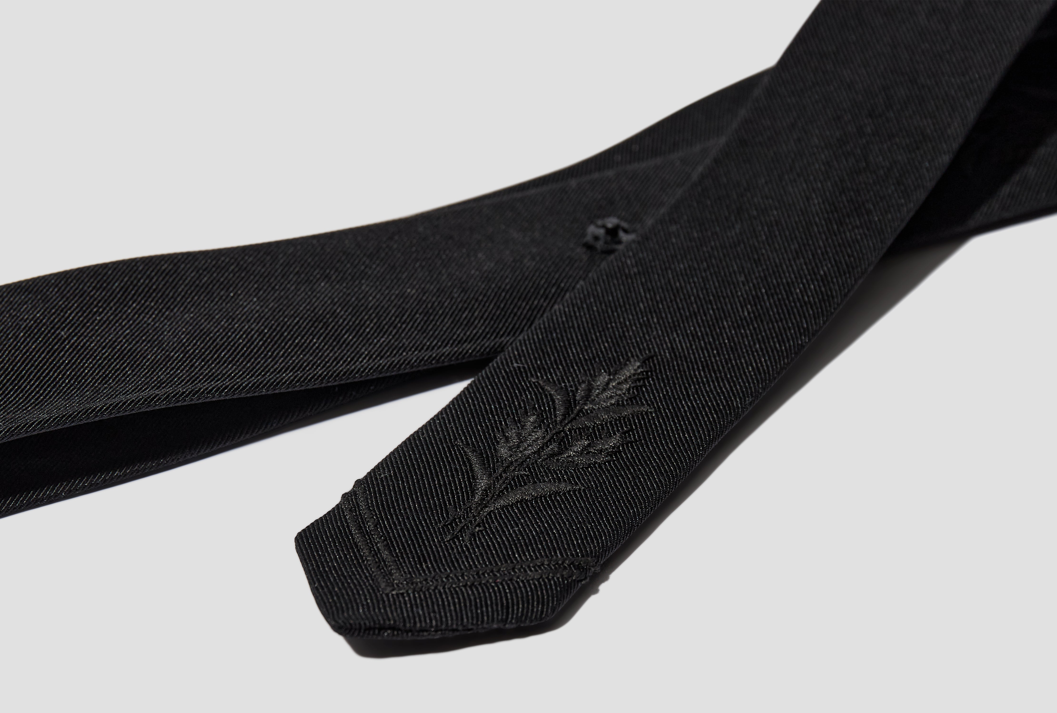 MEADOW CROSS TIE MRS26AC019 Black