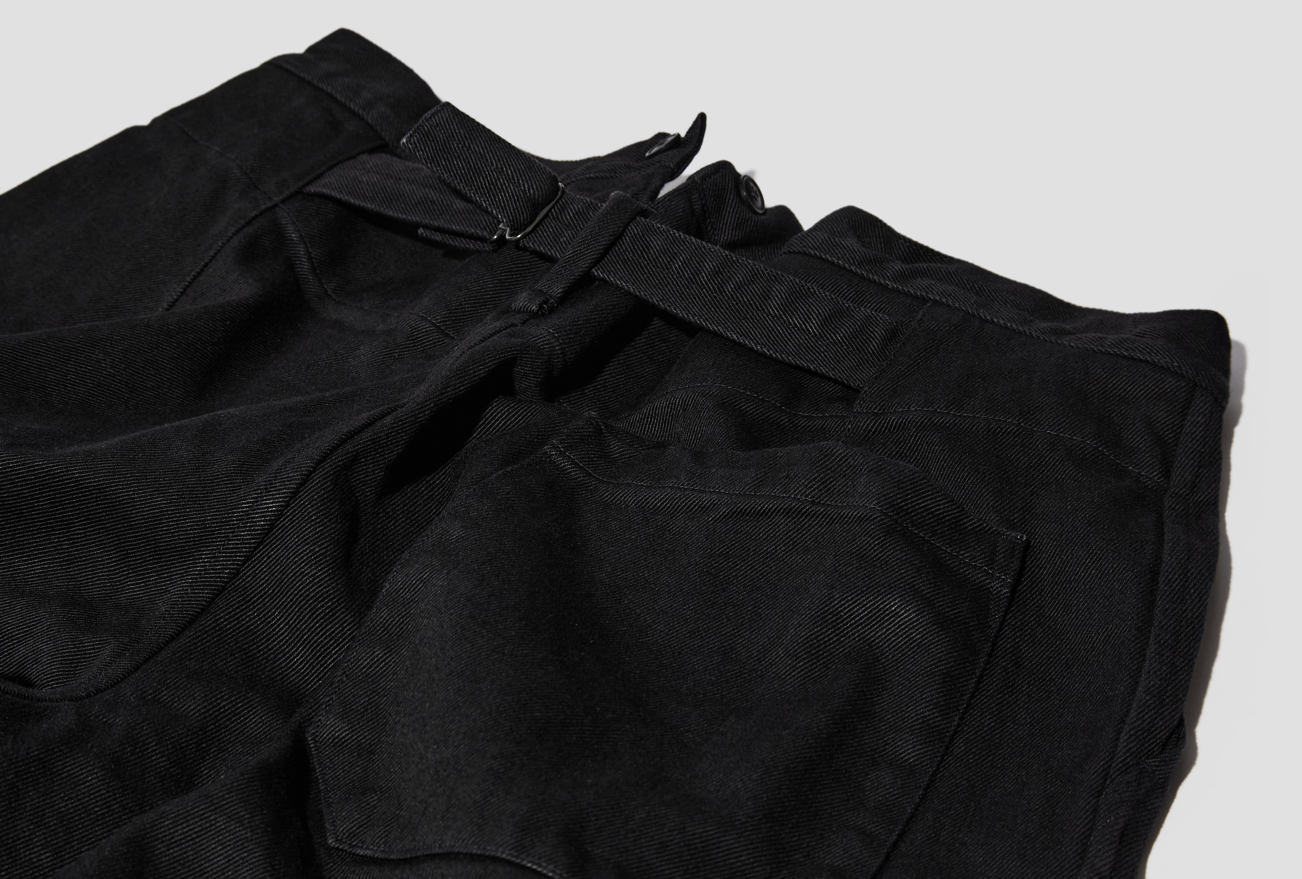 BLACK DENIM OVER PANTS D01-03002 Black
