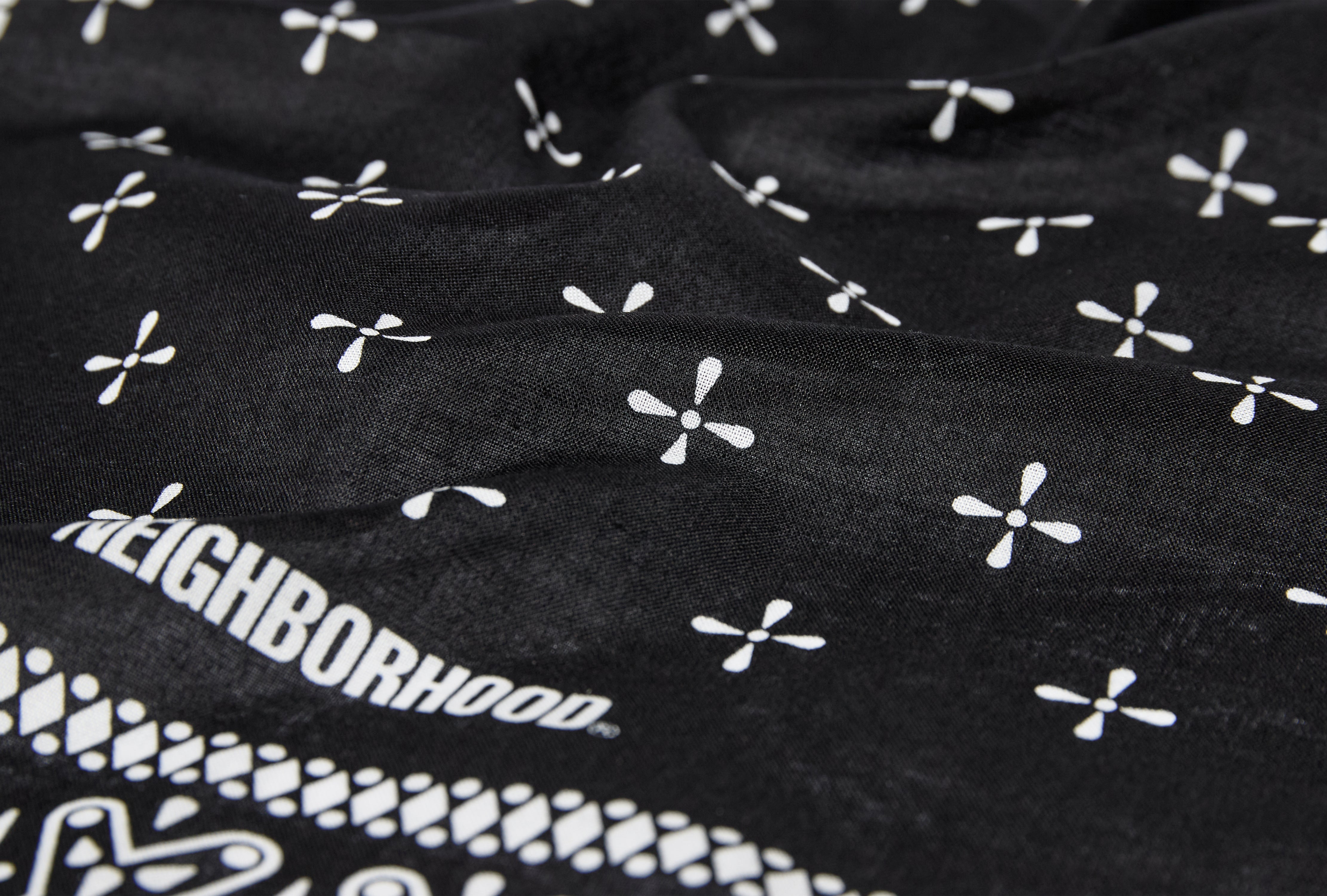 CROSS PATTERN BANDANA 261BXNH-AC01 Black