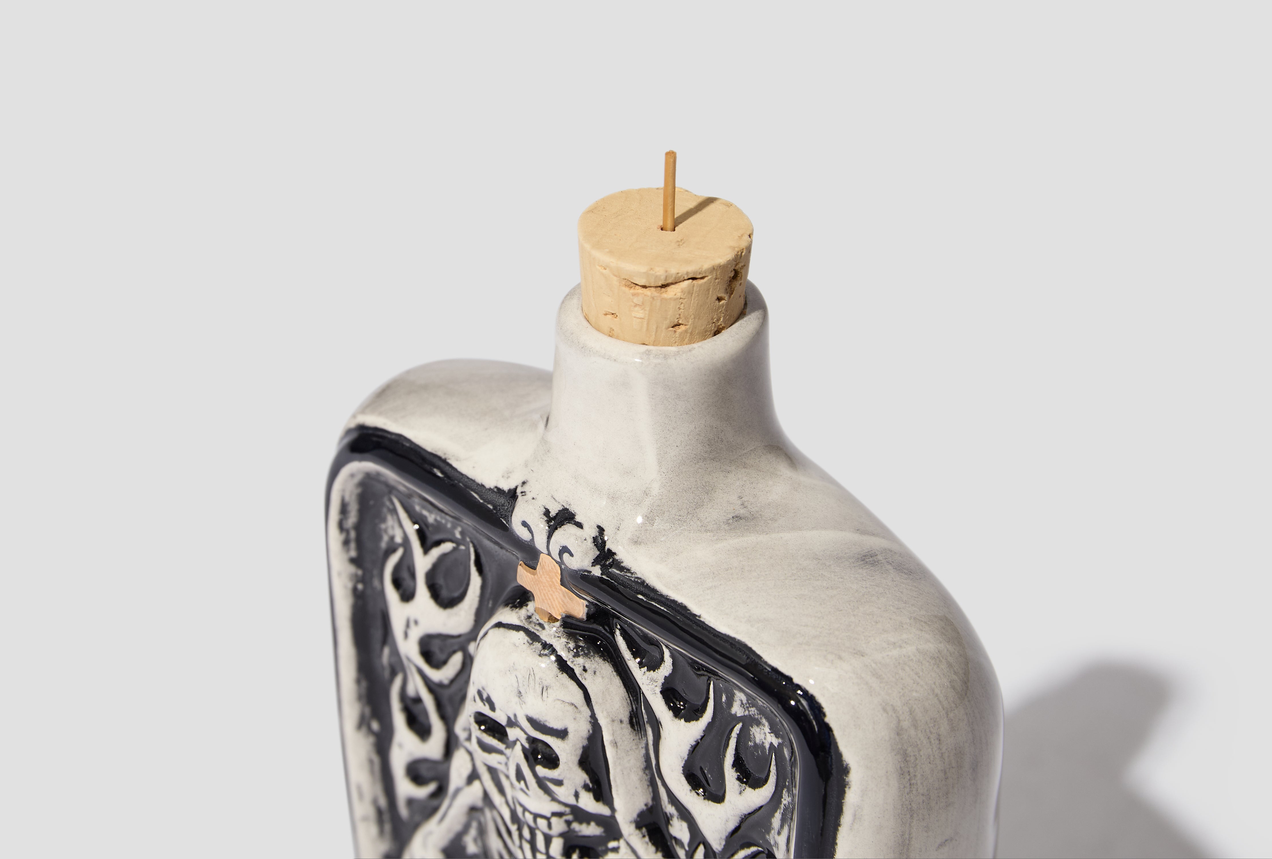 BOTTLE INCENSE CHAMBER 261AINH-AC01 Black