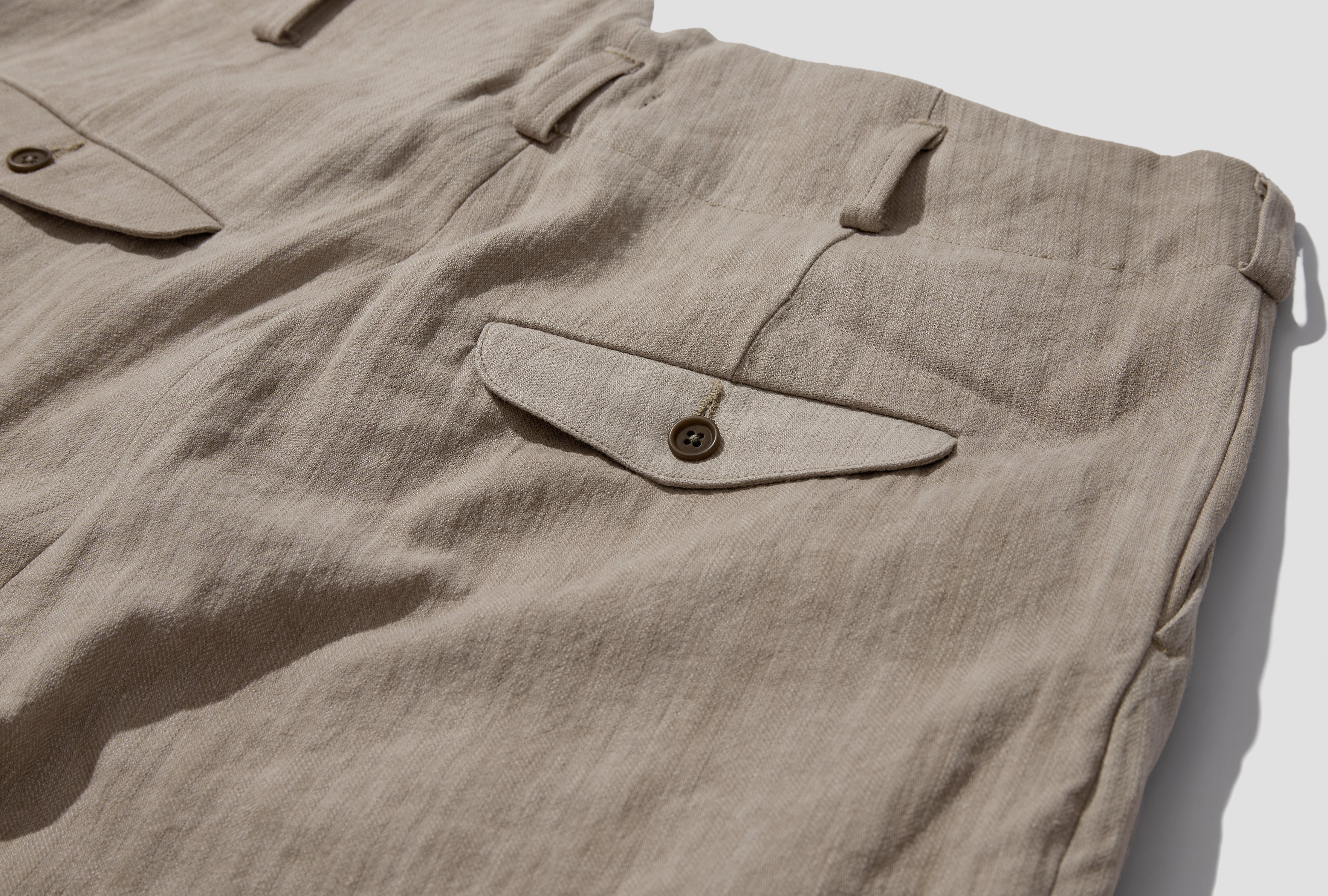 TWO PLEAT PANT - LINEN/COTTON H-BONE / DARK BEIGE (COLD DYE)