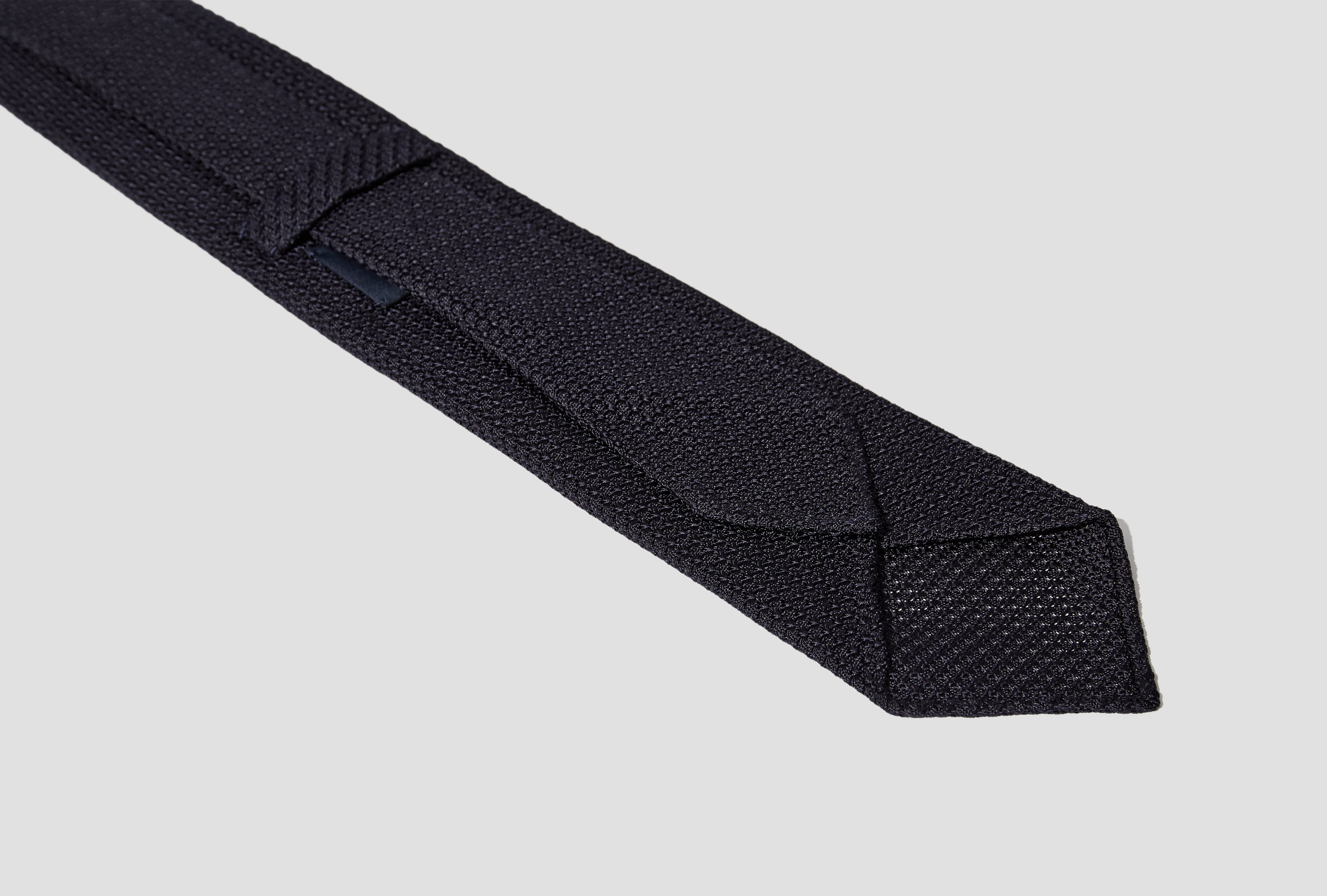 LARGE KNOT GRENADINE SILK TIE HANDROLLED DR1AAR 06654-11 Navy