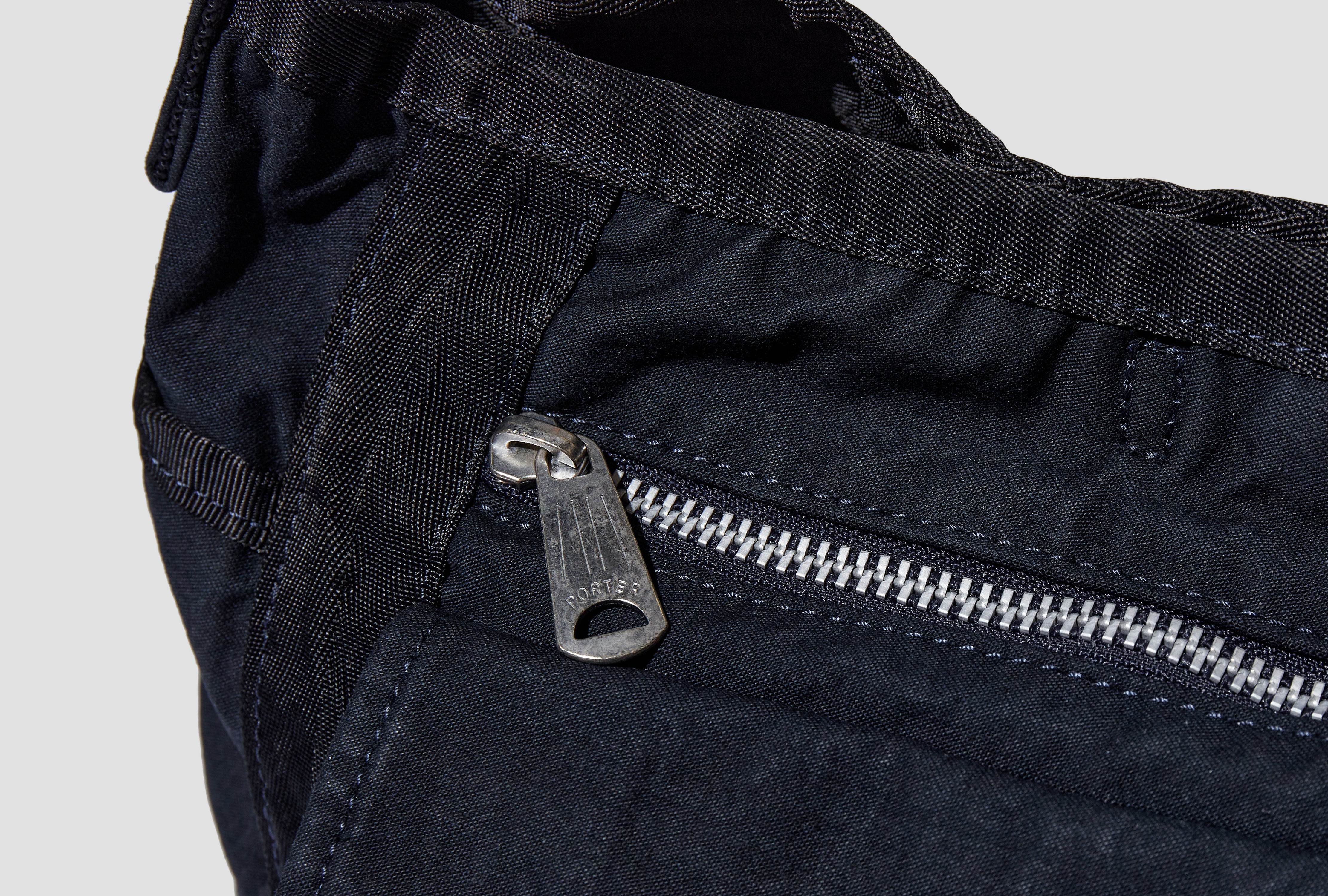 CRAG - SHOULDER BAG (S) 540-19645 Navy
