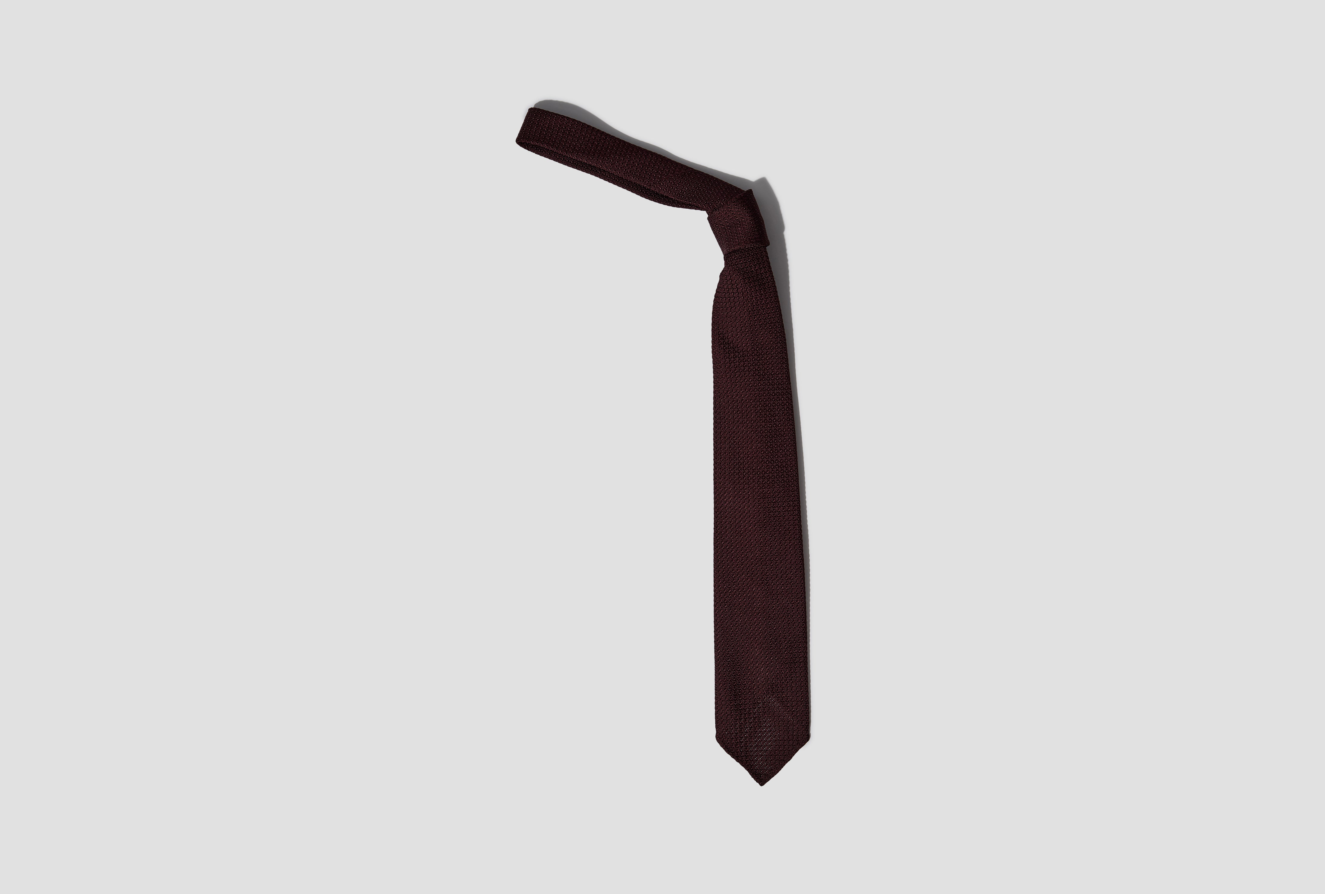 LARGE KNOT GRENADINE SILK TIE HANDROLLED DR1AAR 06654-13 Burgundy