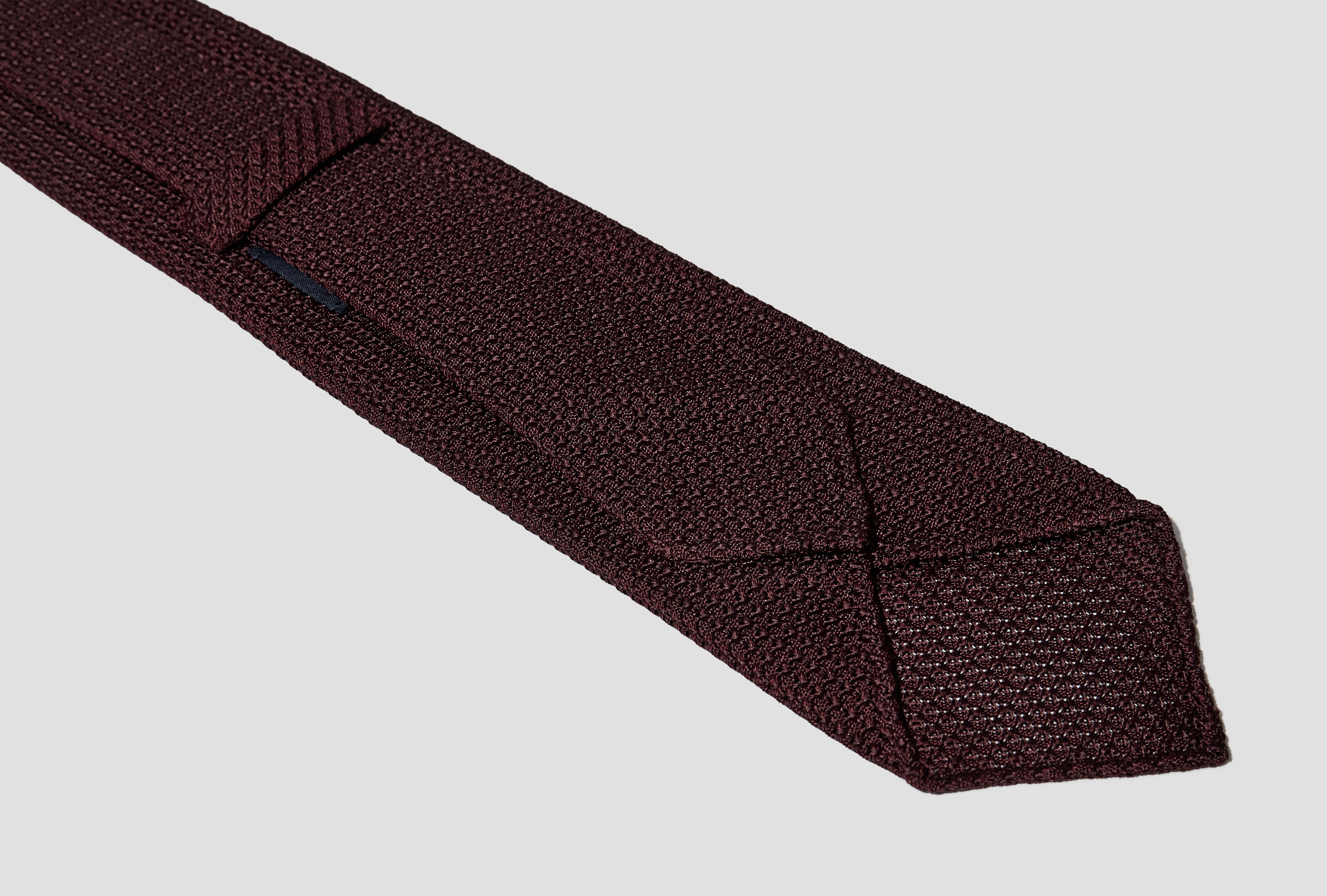 LARGE KNOT GRENADINE SILK TIE HANDROLLED DR1AAR 06654-13 Burgundy