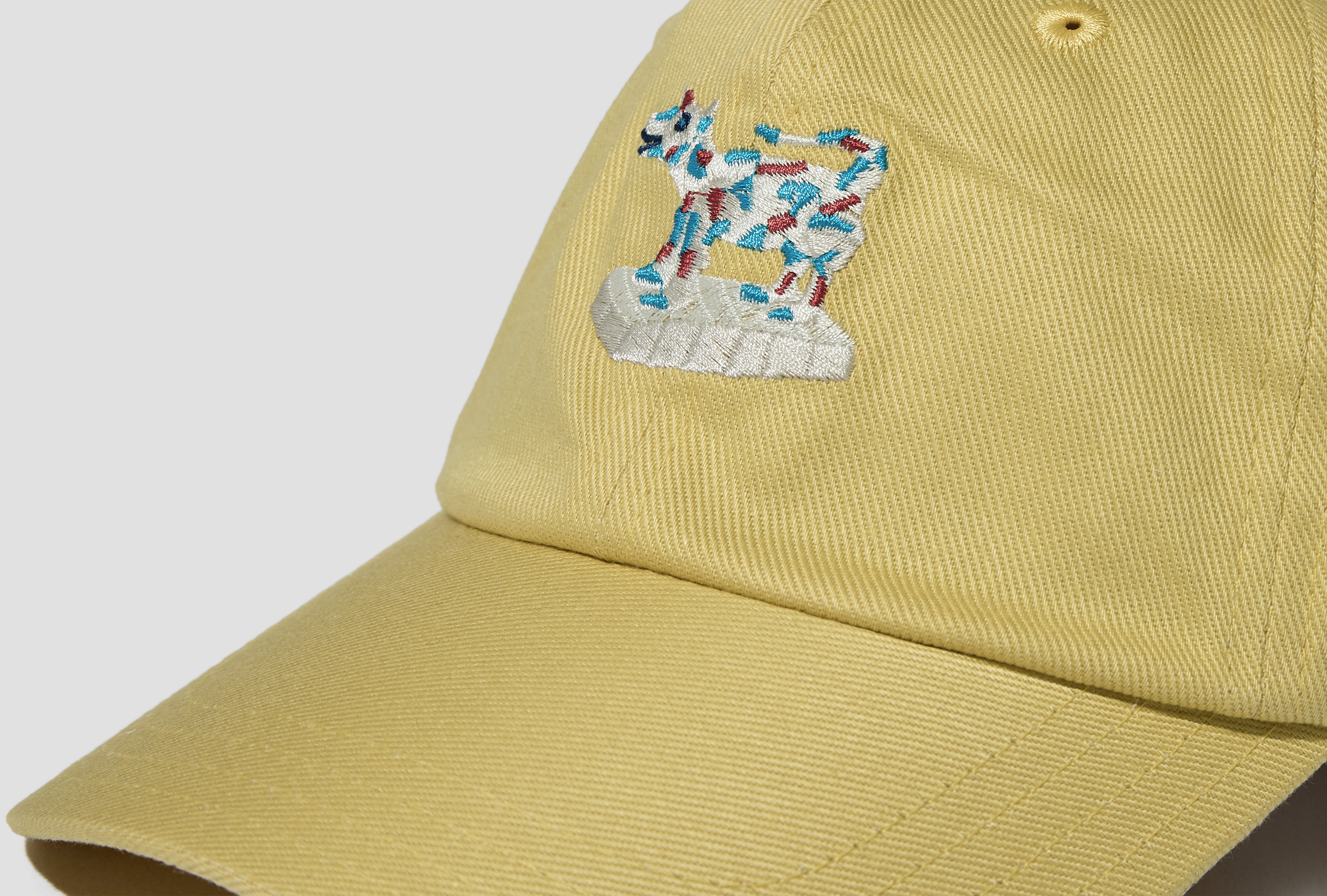 COW FIGURINE TWILL BASEBALL CAP DR1AG2 26219-01 Yellow