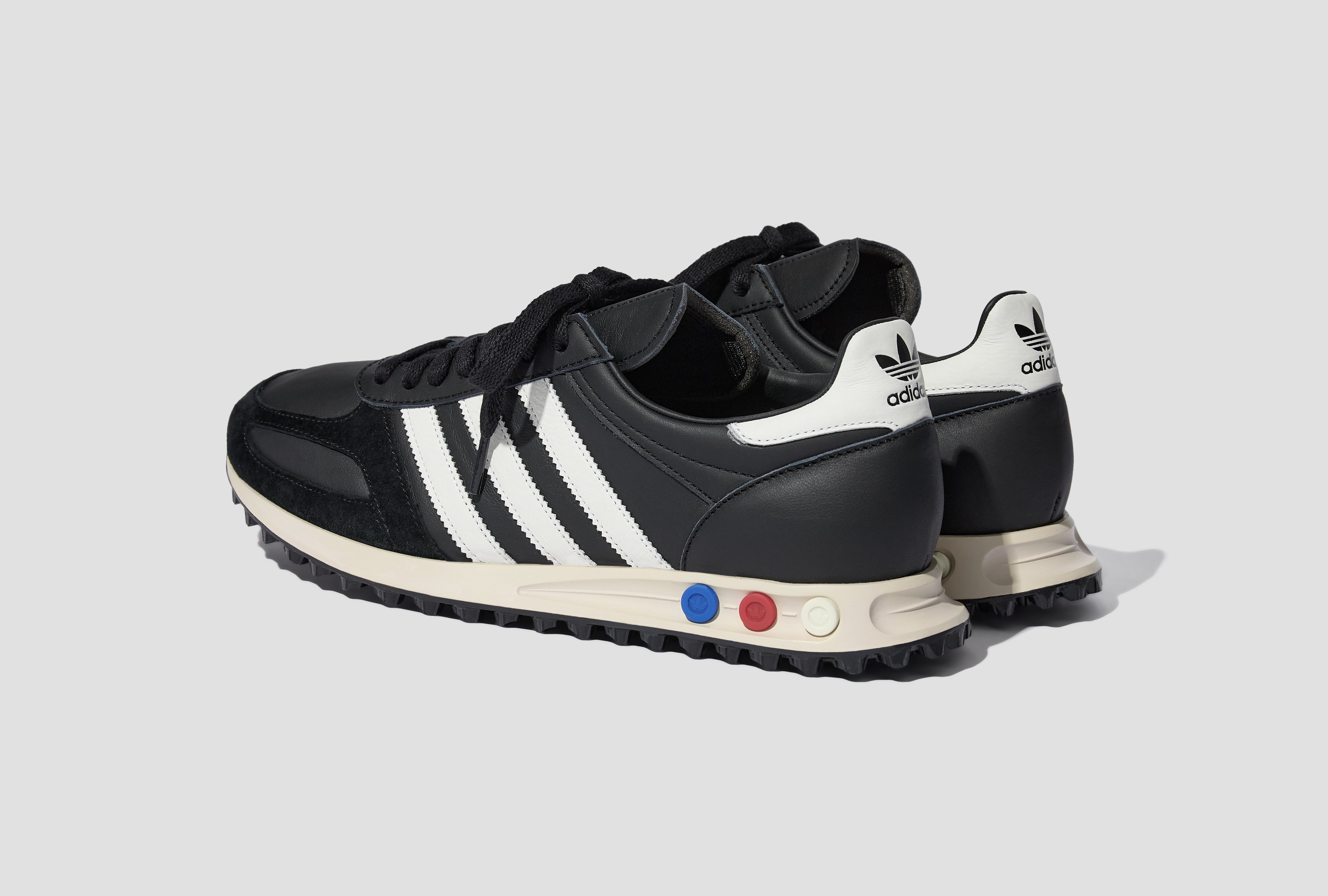 LA TRAINER OG MADE IN USA - CBLACK / FTWWHT / CARBON IH6753