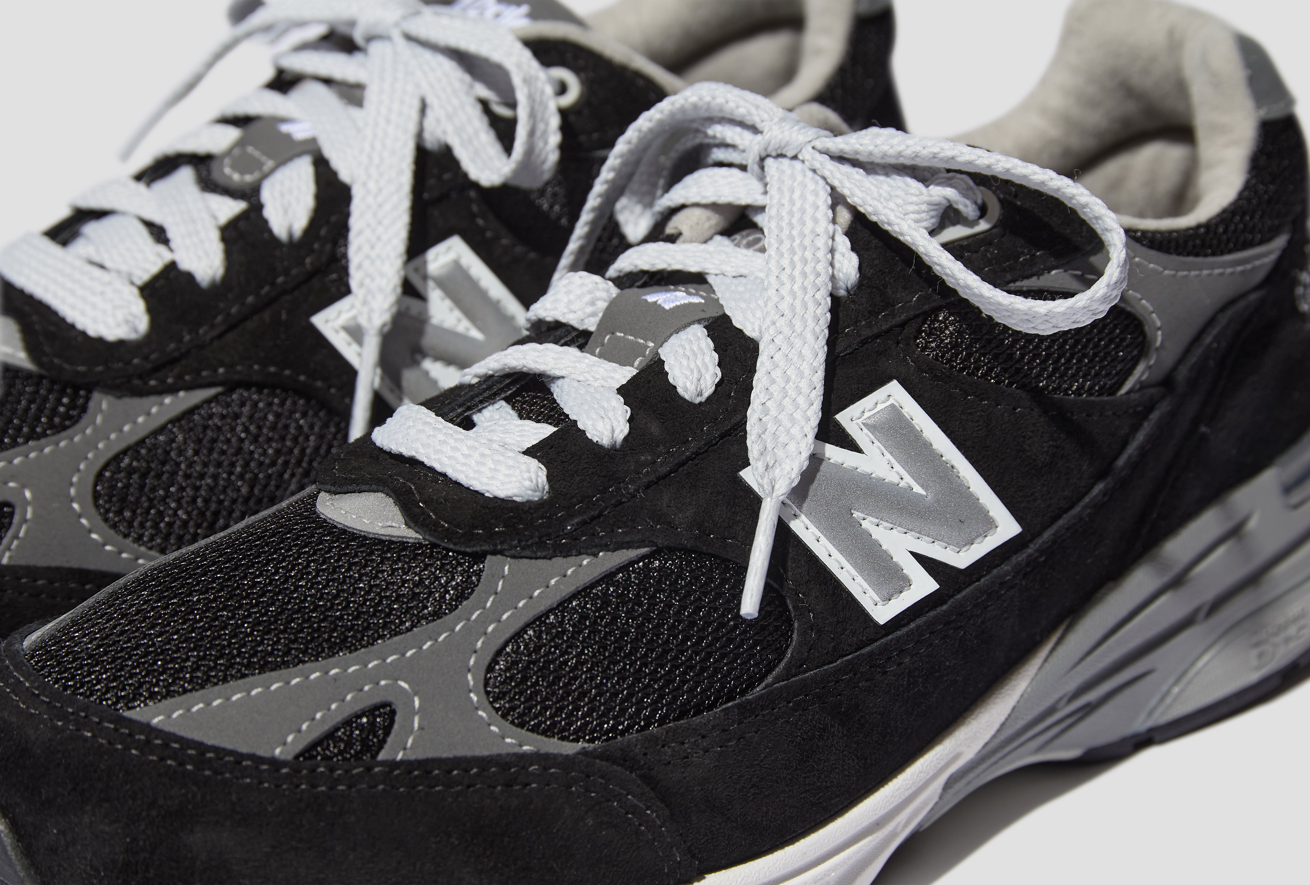 MADE IN USA 993 - BLACK / GRAY BK MR993BK
