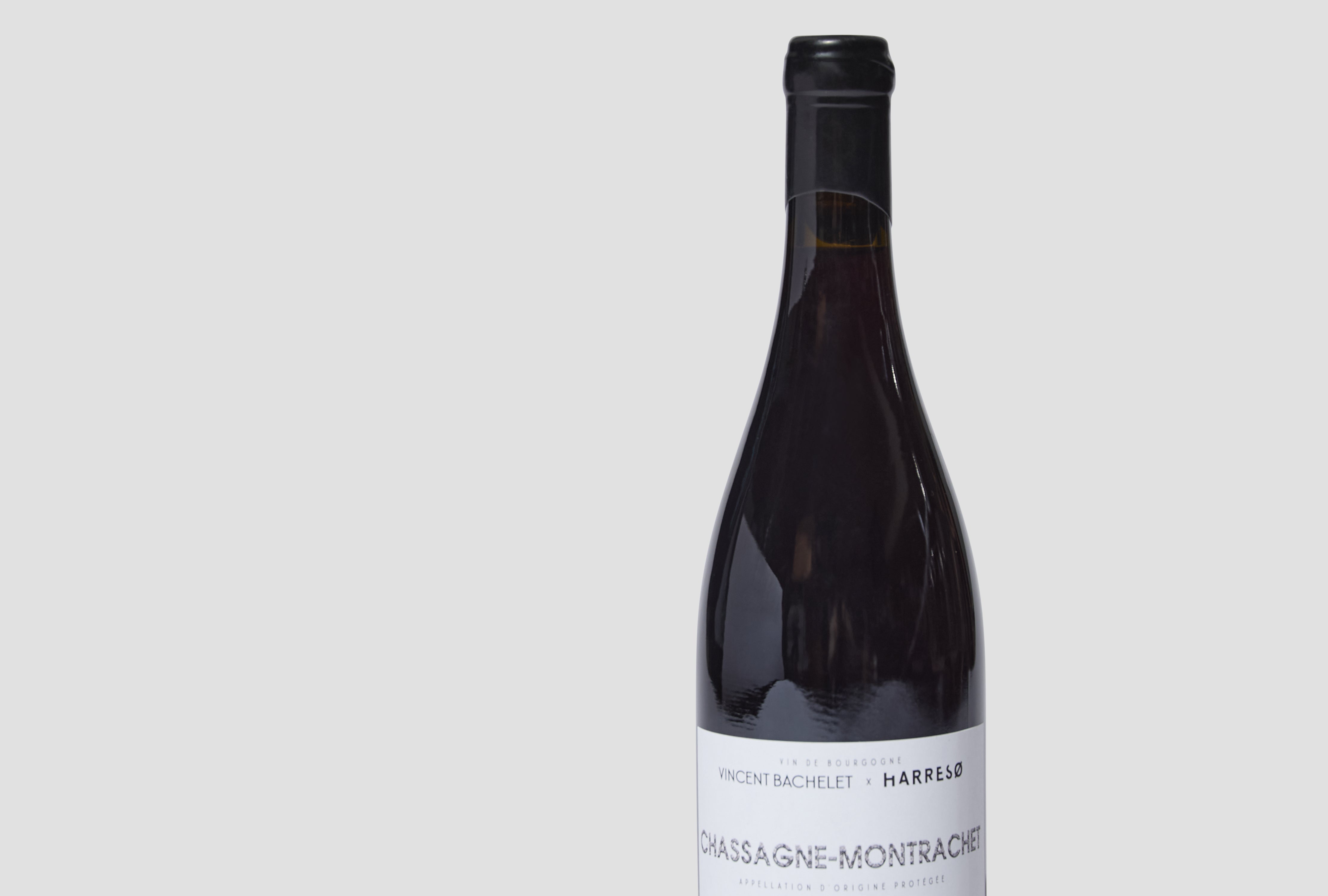 VINCENT BACHELET X HARRESØ - CHASSAGNE MONTRACHET ROUGE LES BENOÎTES 2024 - 13% 750 ML. / BOURGOGNE Red