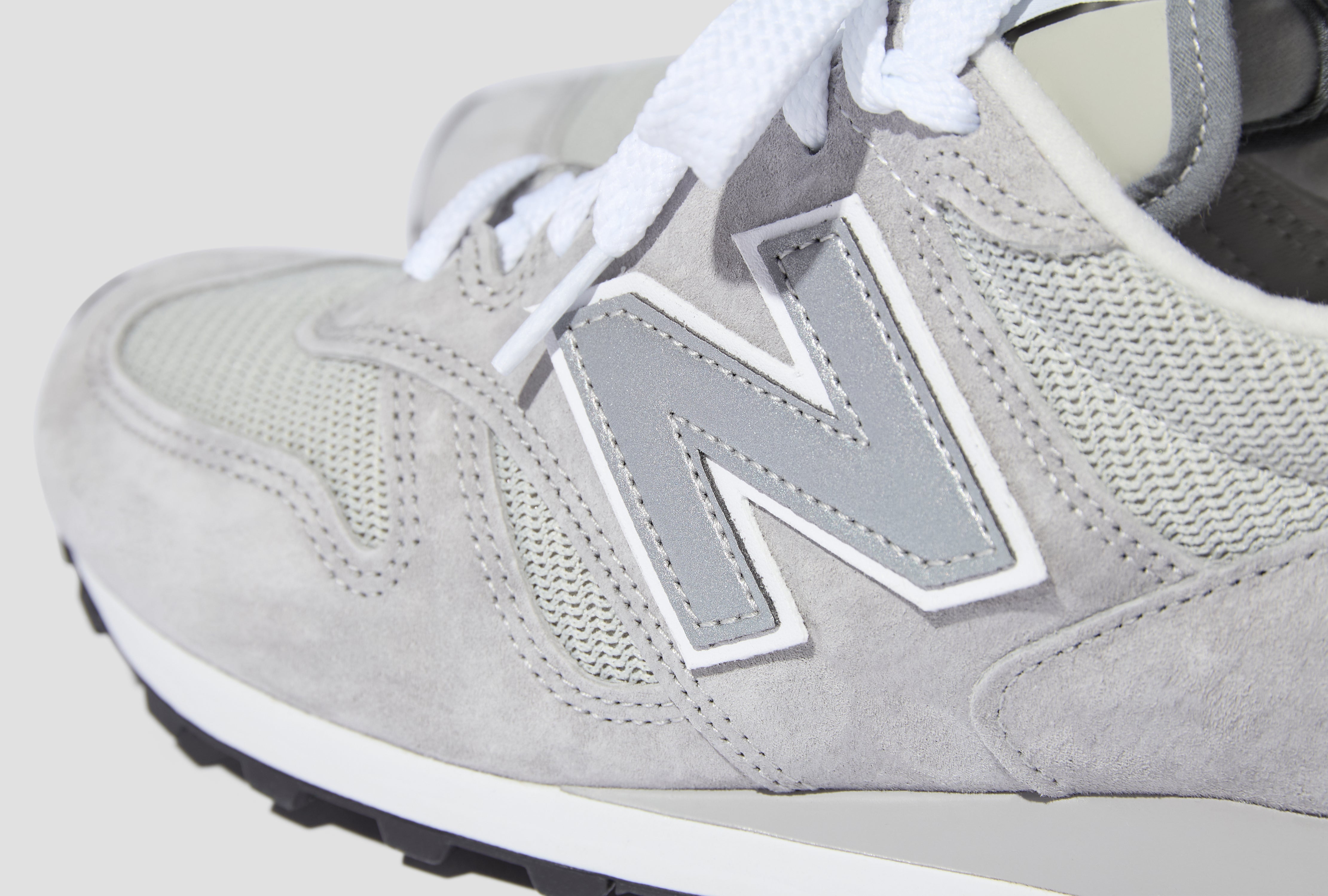 MADE IN USA 1300 - KOOL GRAY / HARBOR GREY / WHITE U1300GY