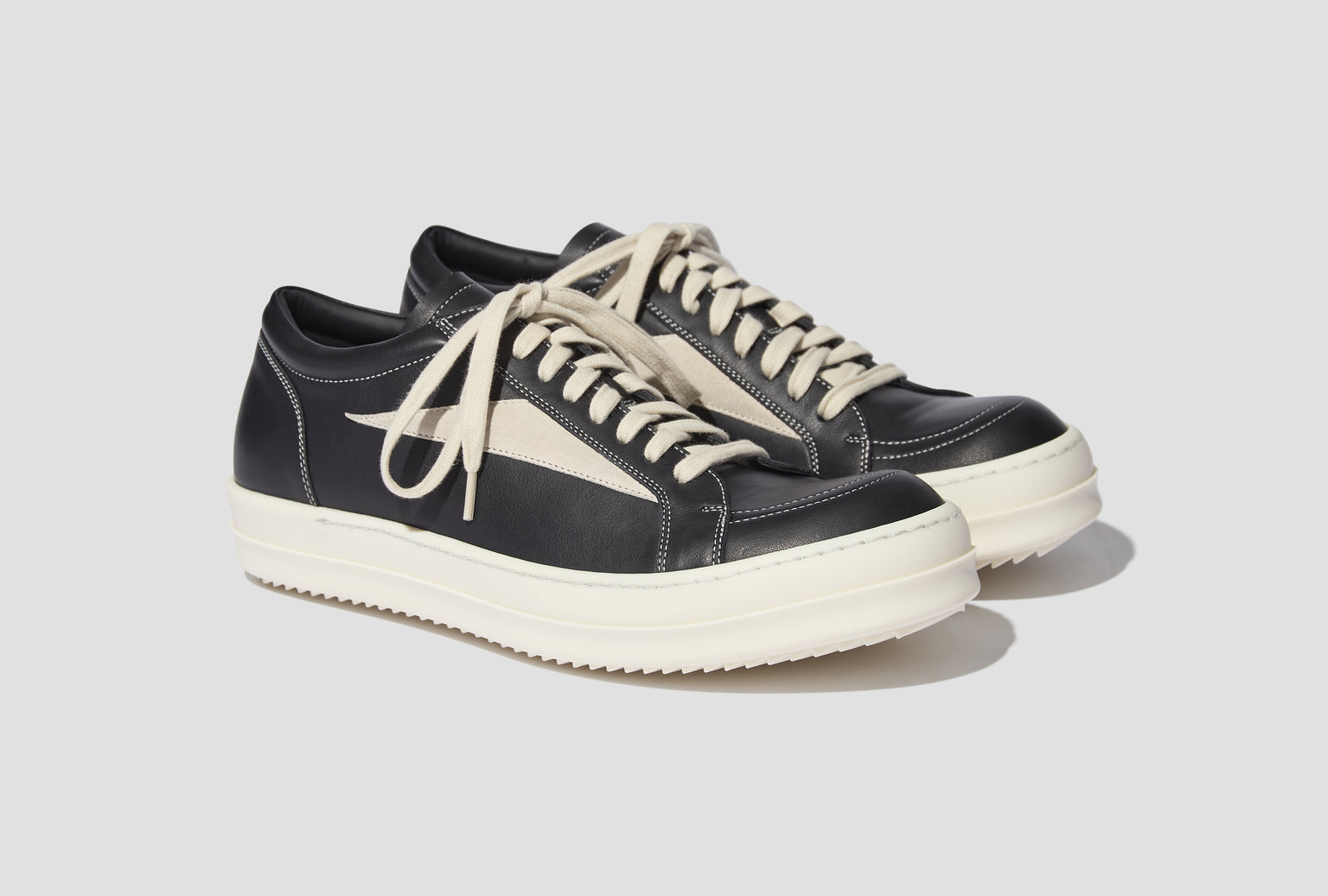 VINTAGE SNEAKS - FULL GRAIN CALF LEATHER AND SUEDE LEATHER / BLACK/MILK/MILK RU02F4897 LCOLVS