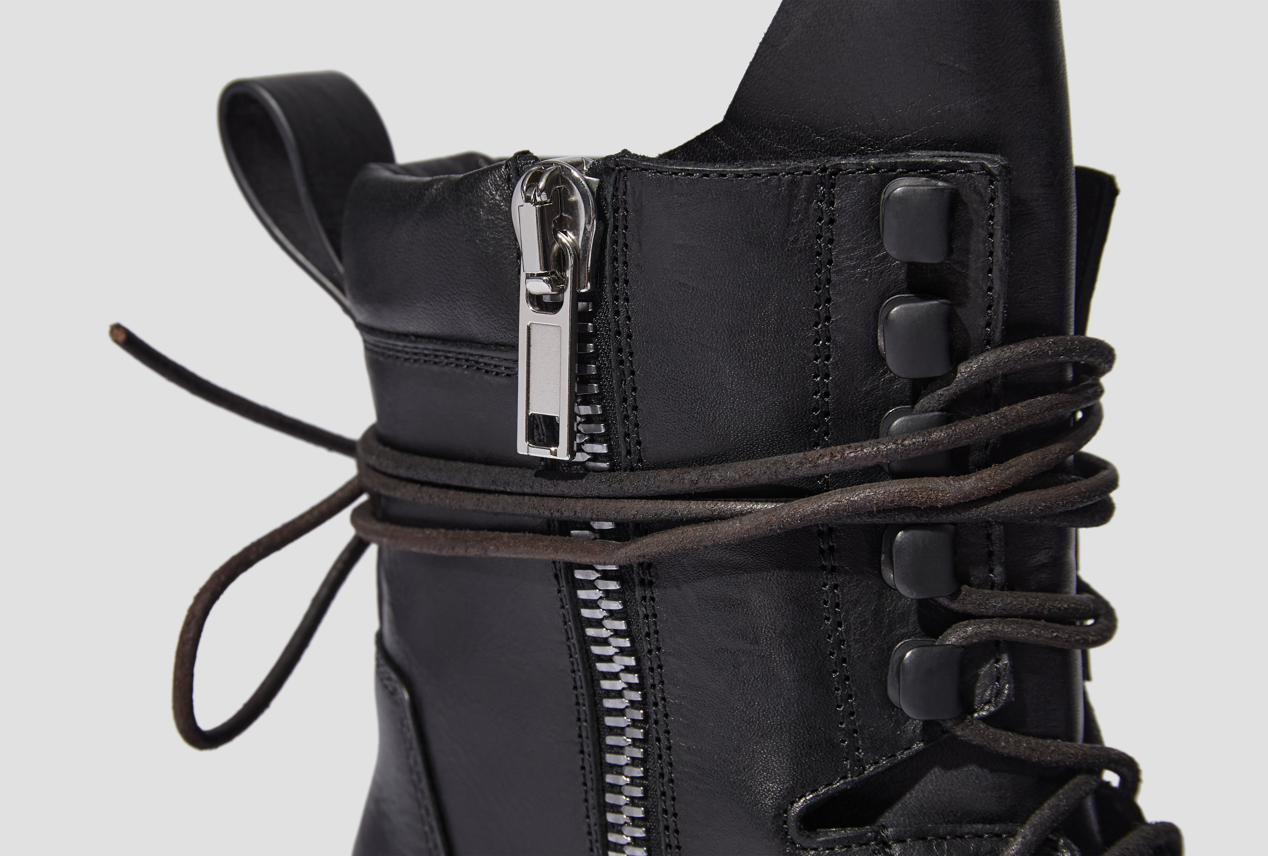 LOW ARMY GABE - WASHED CALF LEATHER / BLACK RU02F4829 LOO