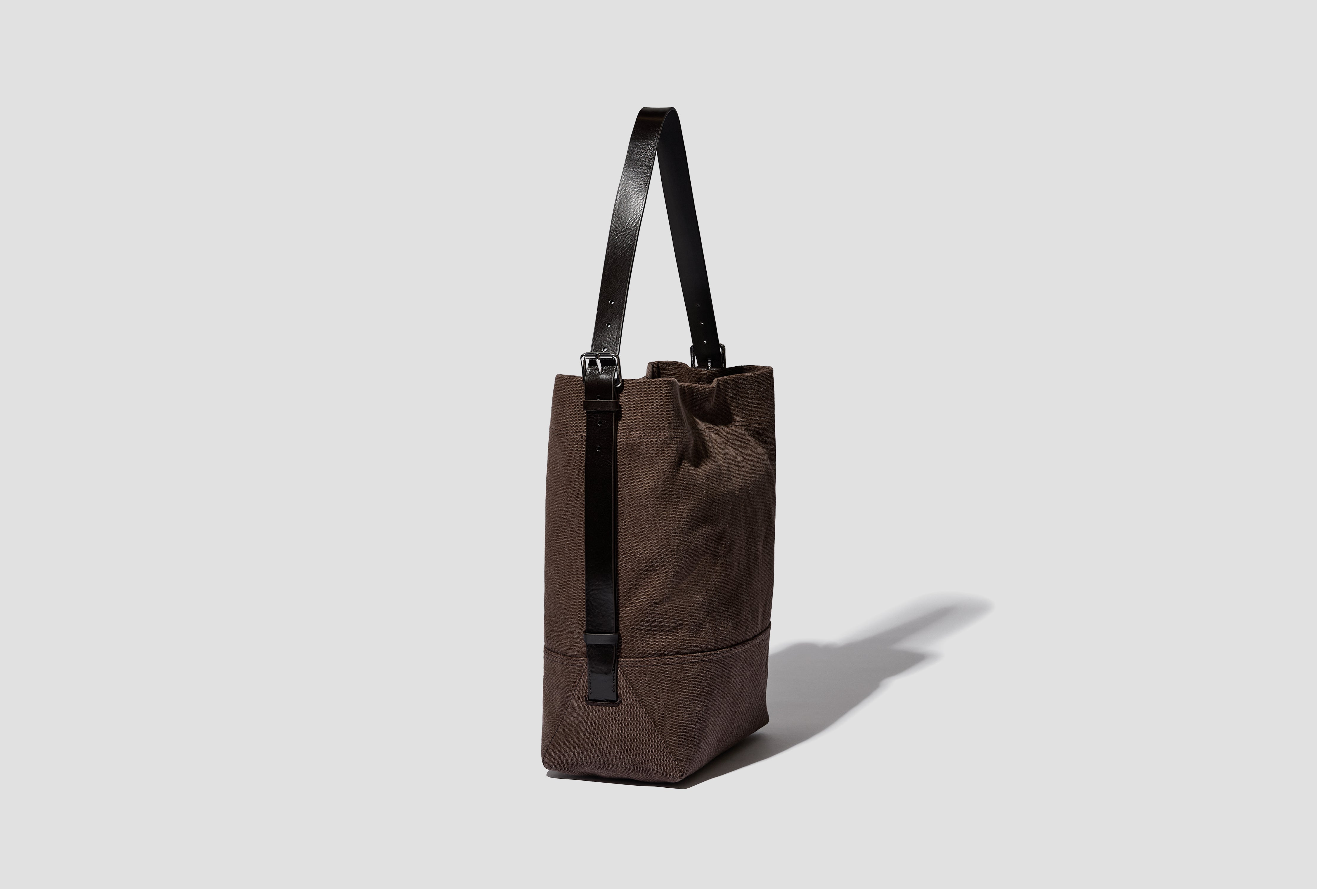 BELTED TOTE BAG - HEAVY ECO COTTON CANVAS BG0153 LF1697 Dark brown