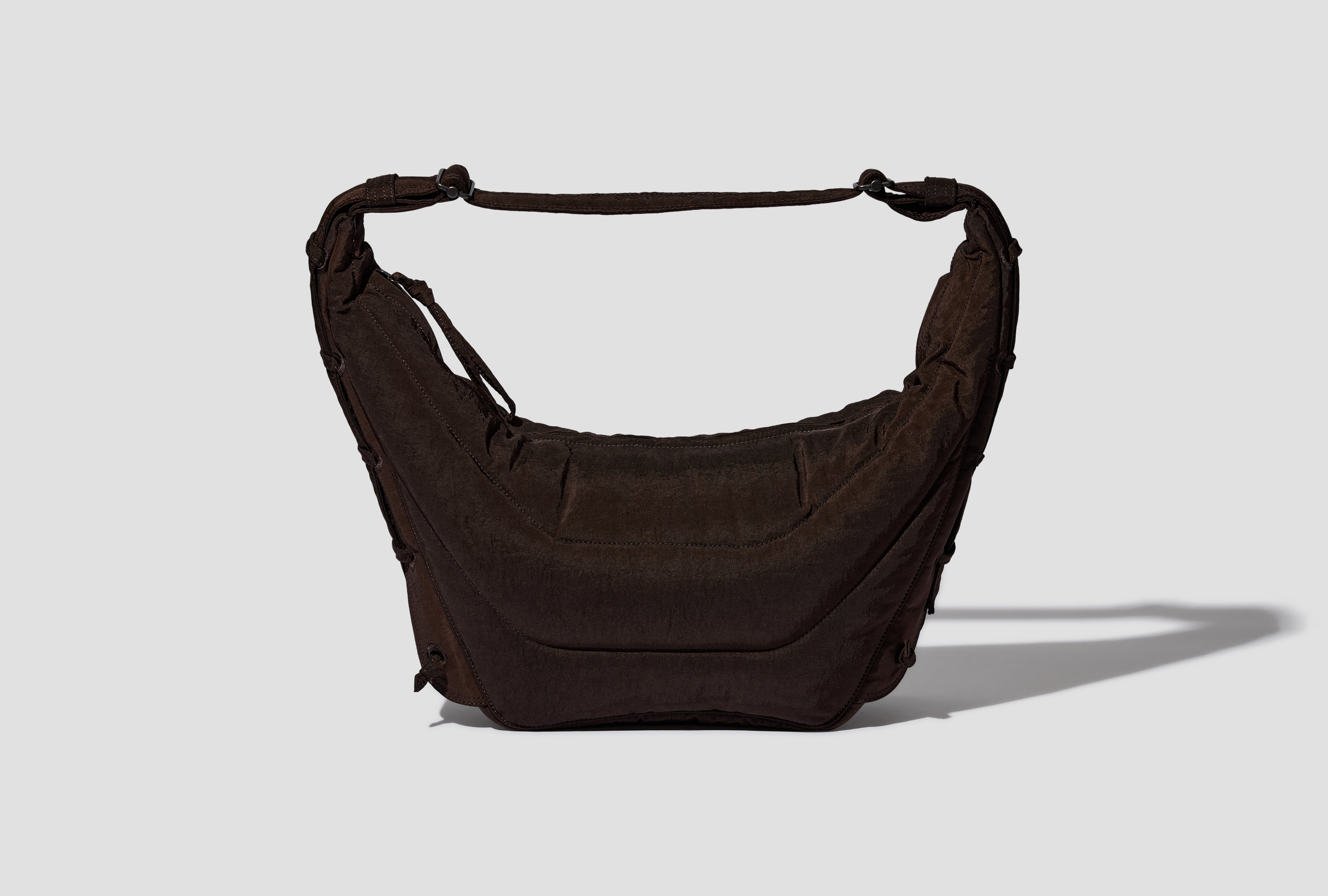MEDIUM SOFT GAME BAG - WATER REPELLENT NYLON CANVAS BG0074 LF1330 CHOCOLATE TRUFFLE