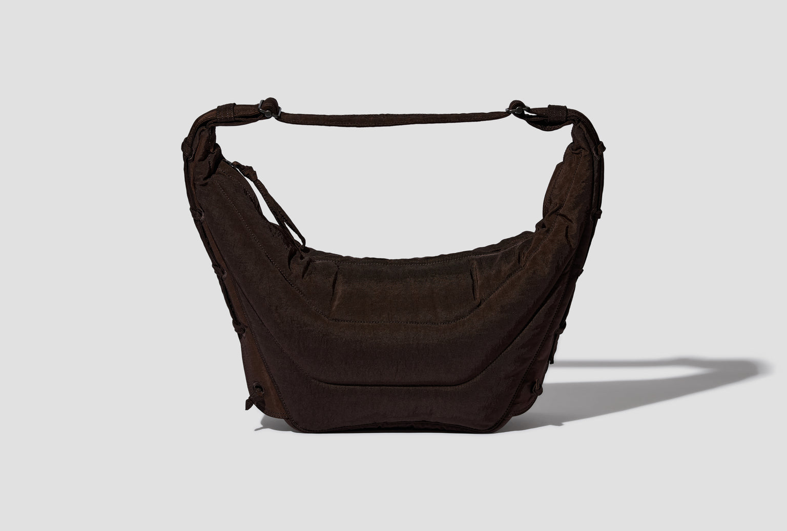 MEDIUM SOFT GAME BAG - WATER REPELLENT NYLON CANVAS BG0074 LF1330 CHOCOLATE TRUFFLE