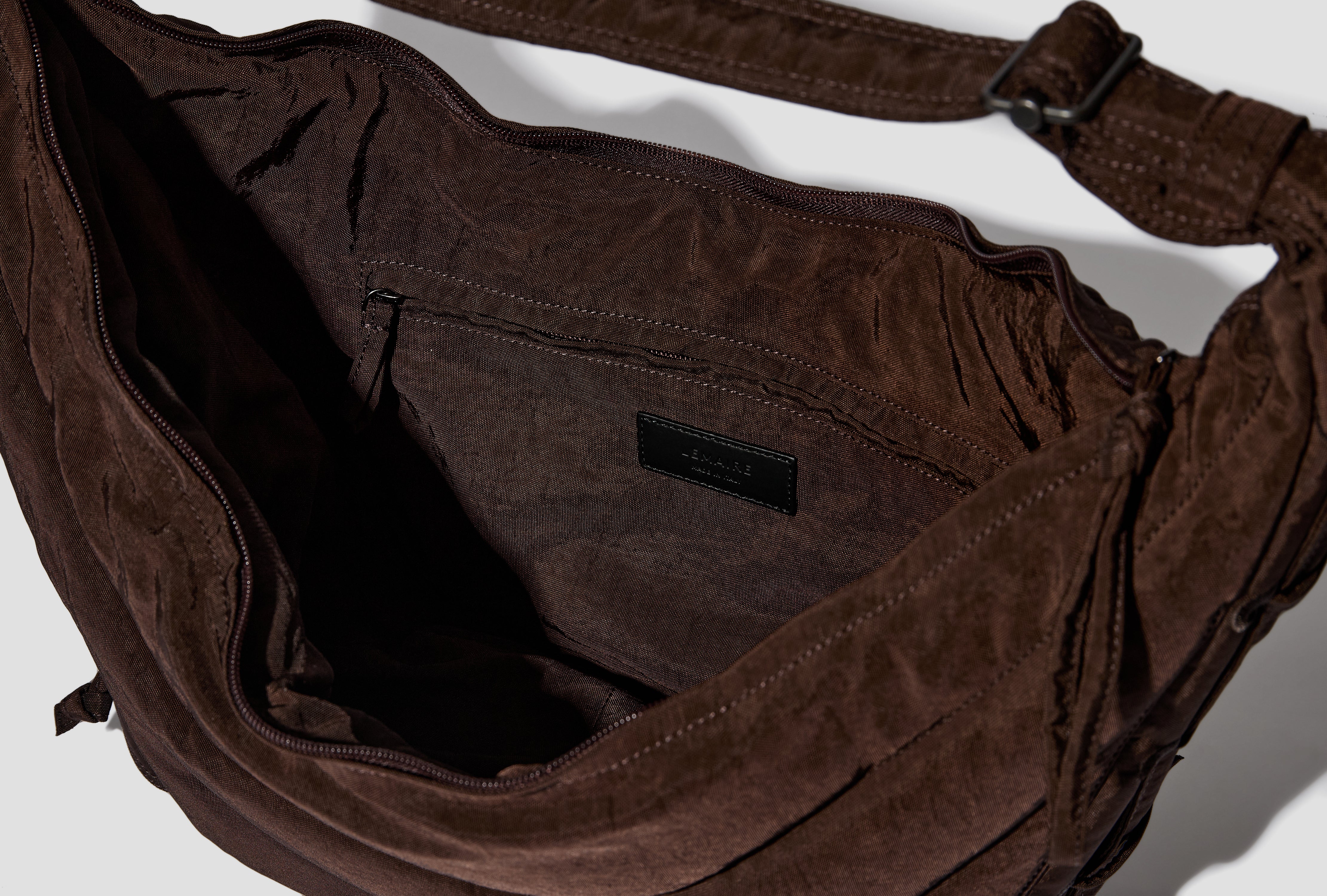 MEDIUM SOFT GAME BAG - WATER REPELLENT NYLON CANVAS BG0074 LF1330 CHOCOLATE TRUFFLE