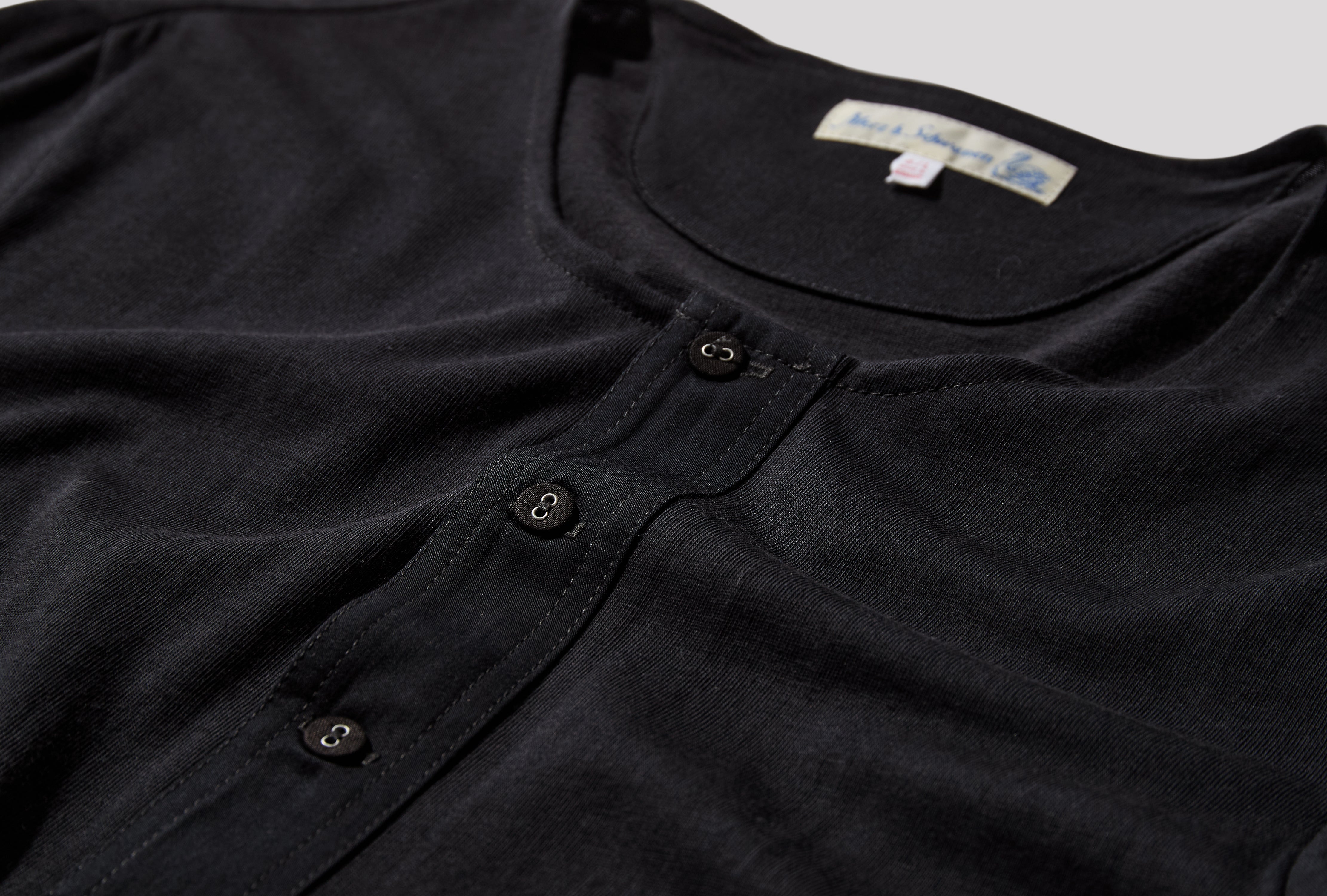 102 LOOPWHEELED MACO-IMIT LONG SLEEVE HENLEY - 4,6OZ/SQ.YD / CLASSIC FIT Charcoal