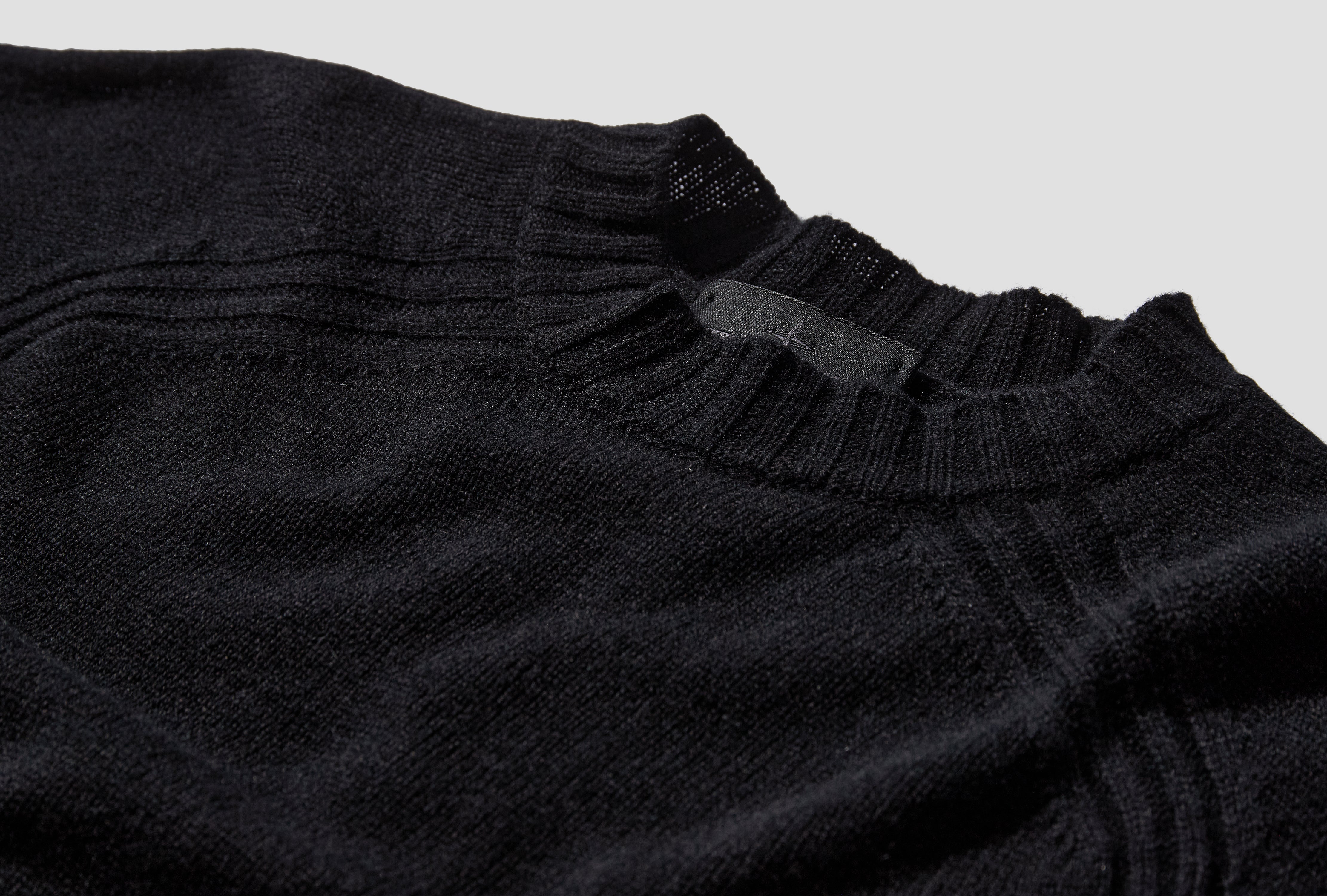 CASHMERE S.I. GHOST L2 S15 51000 36 S01FF Black