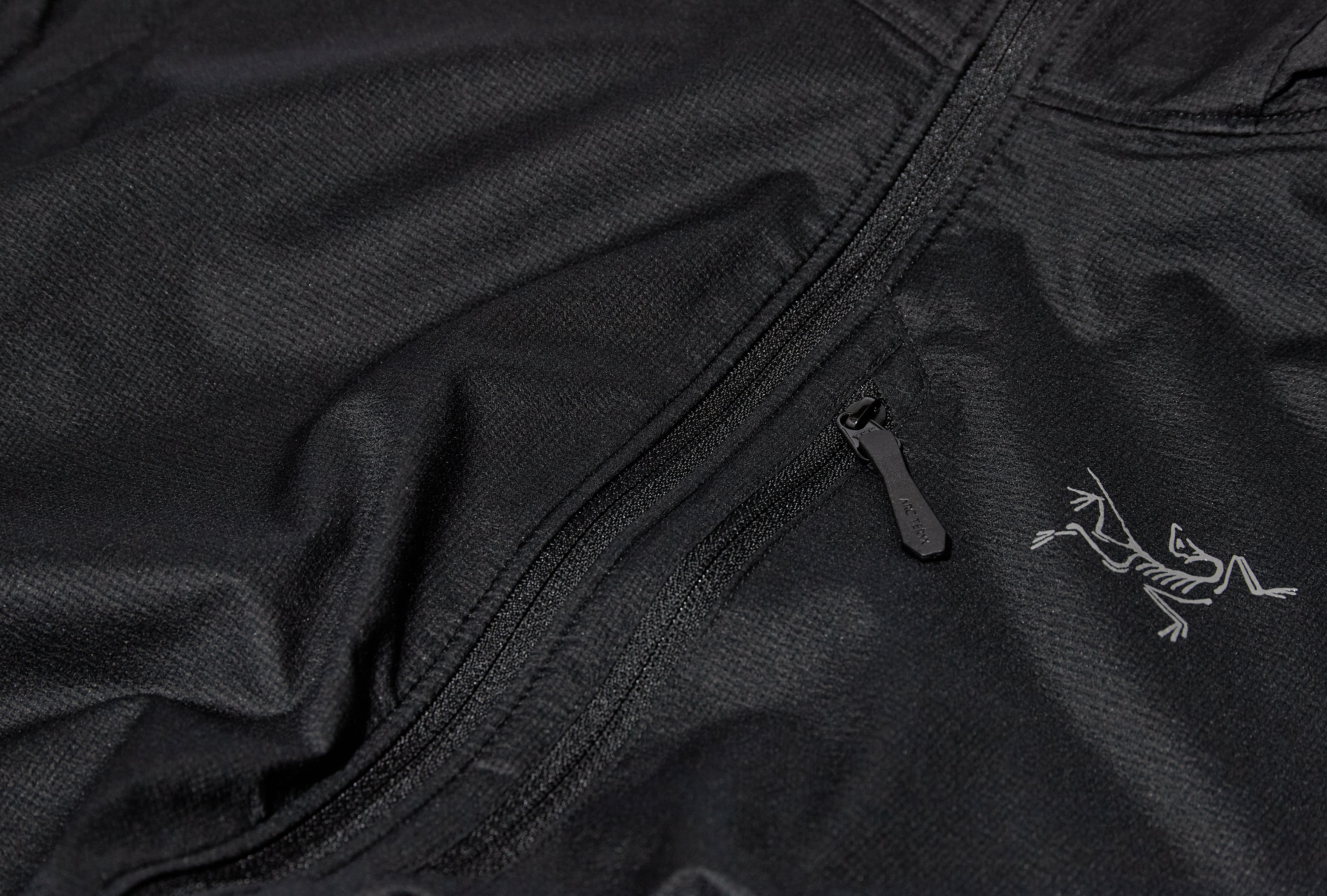 DELTA HYBRID HOODY MEN'S X000010633 Black