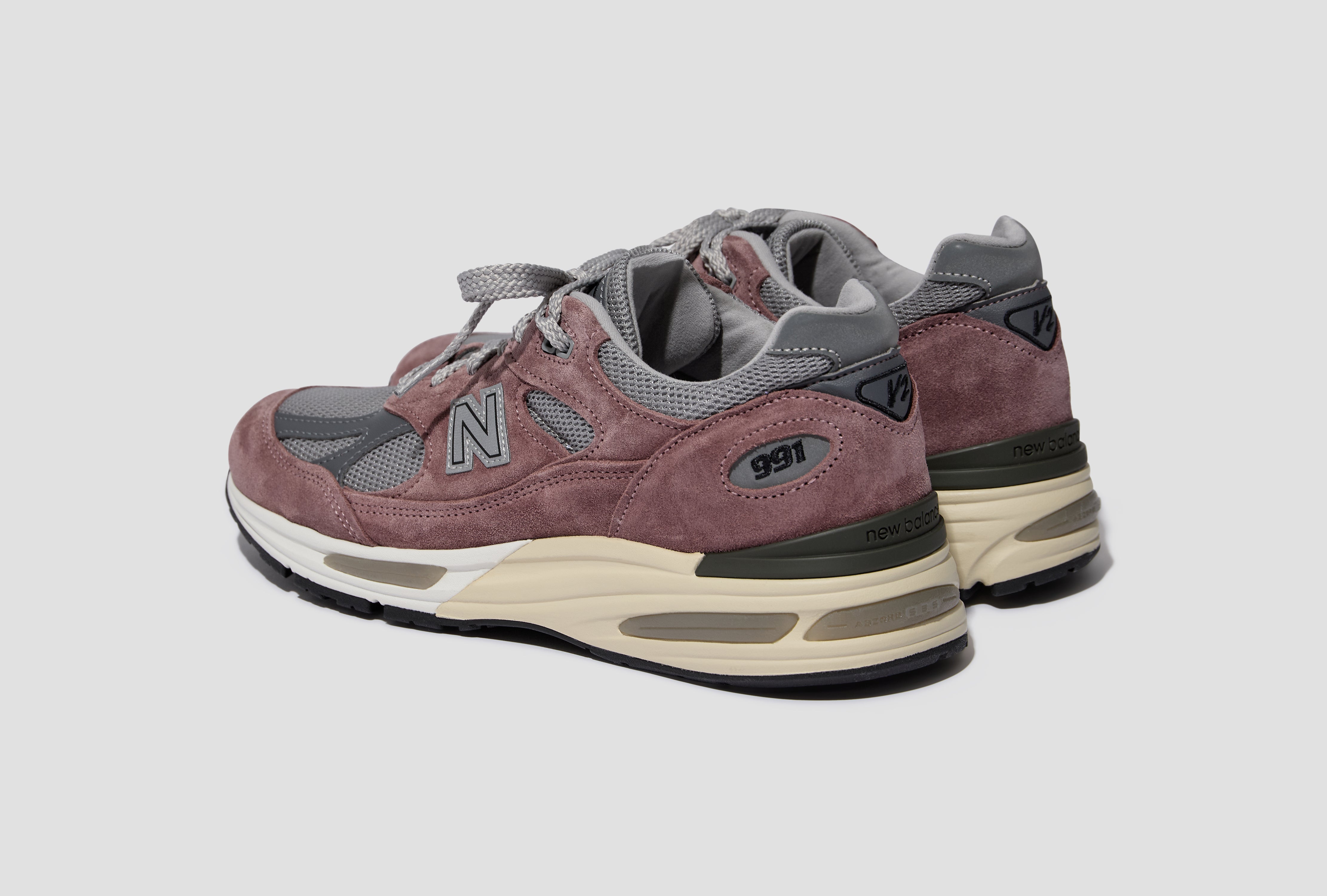 MADE IN UK 991V2 - ROSE TAUPE / ALLOY U991MA2
