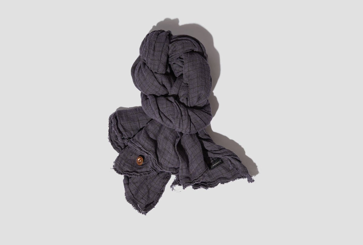 KNOT SCARF - TATTERSALL LINEN / BLUE OVERDYE AW-026-016