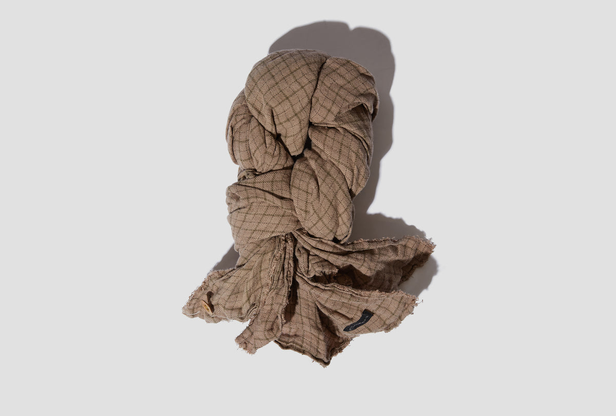 KNOT SCARF - TATTERSALL LINEN / BROWN OVERDYE AW-026-017