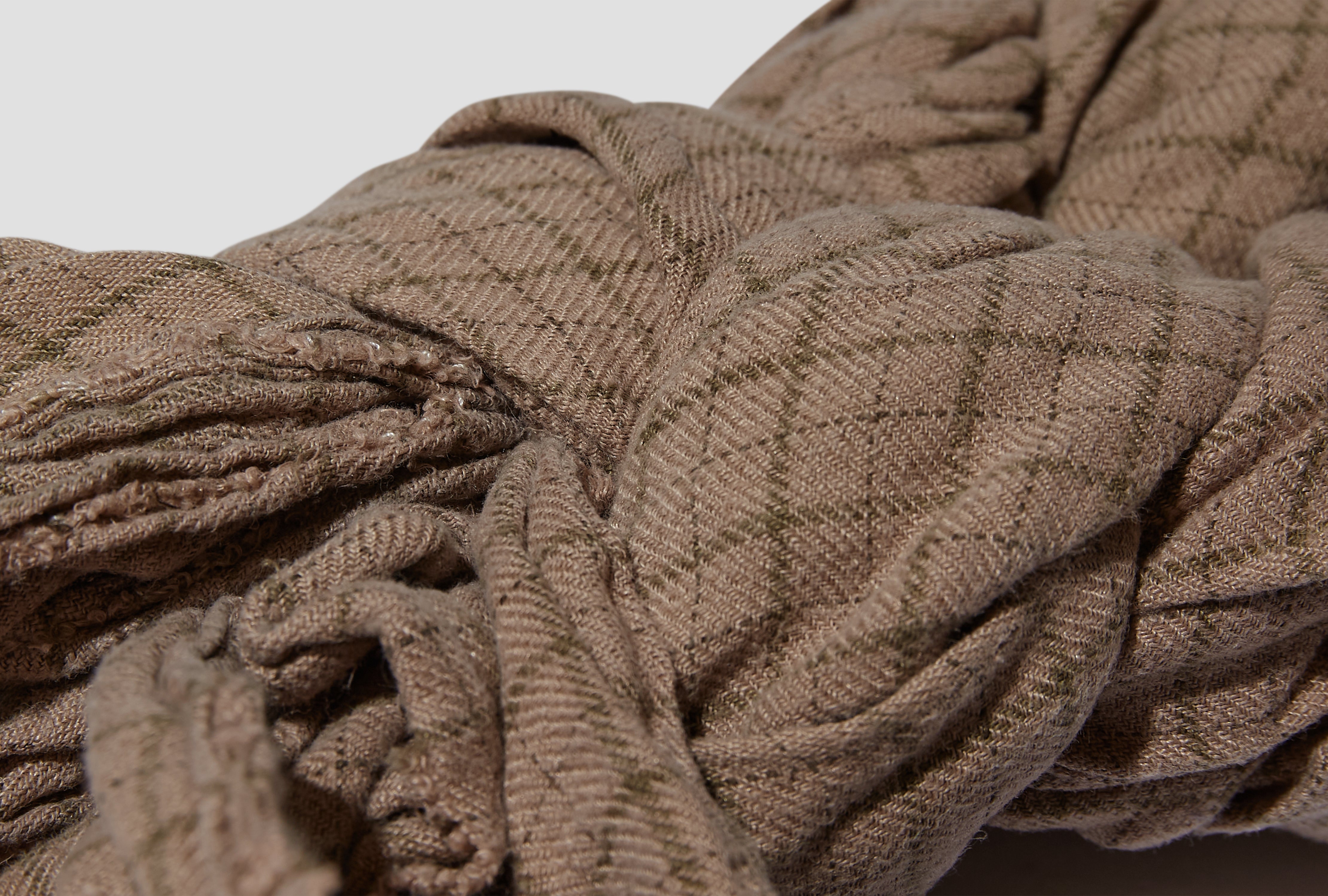 KNOT SCARF - TATTERSALL LINEN / BROWN OVERDYE AW-026-017