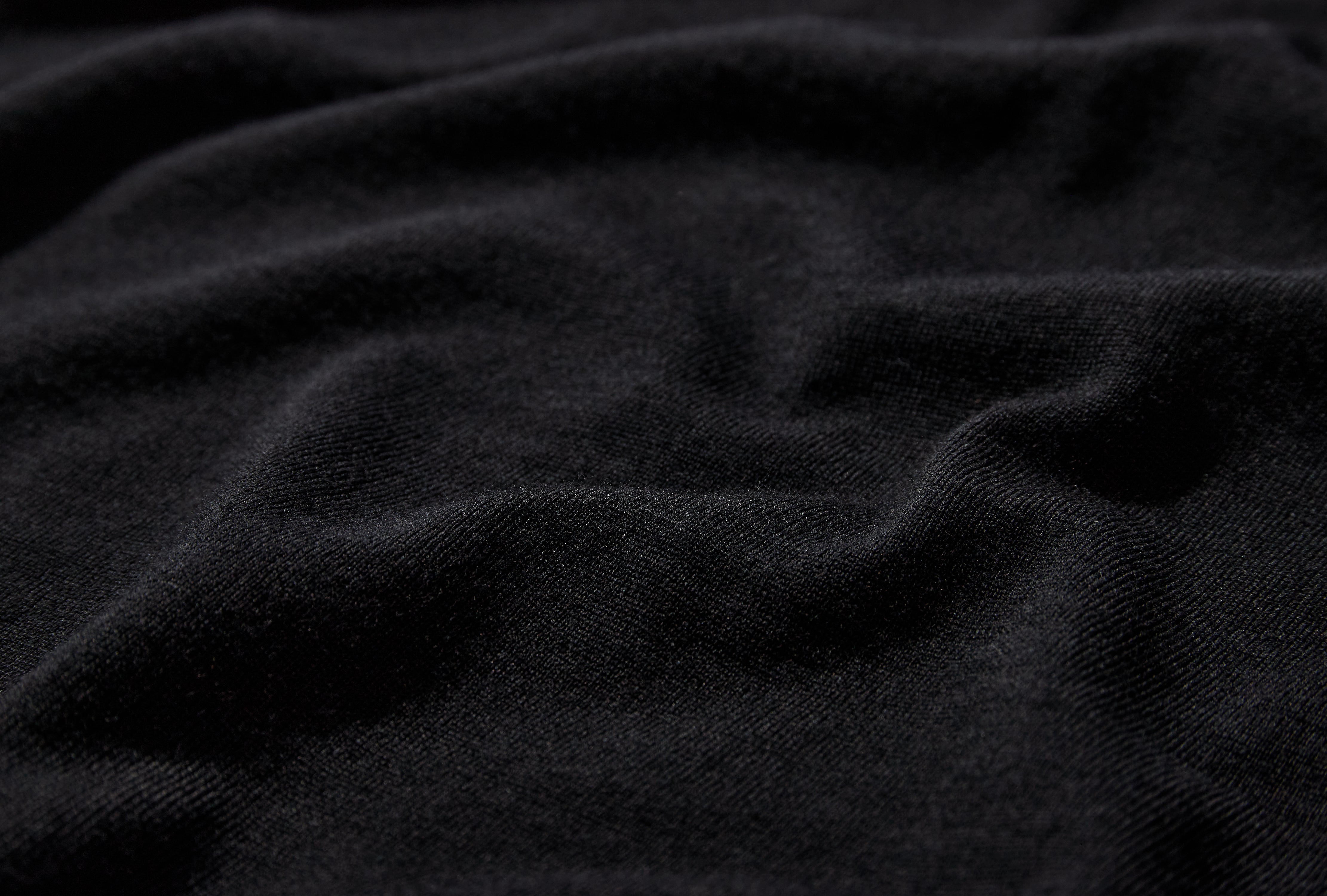 SUPERIOR HIGH GAUGE MERINO TURTLE NECK BN-FE-002 Black
