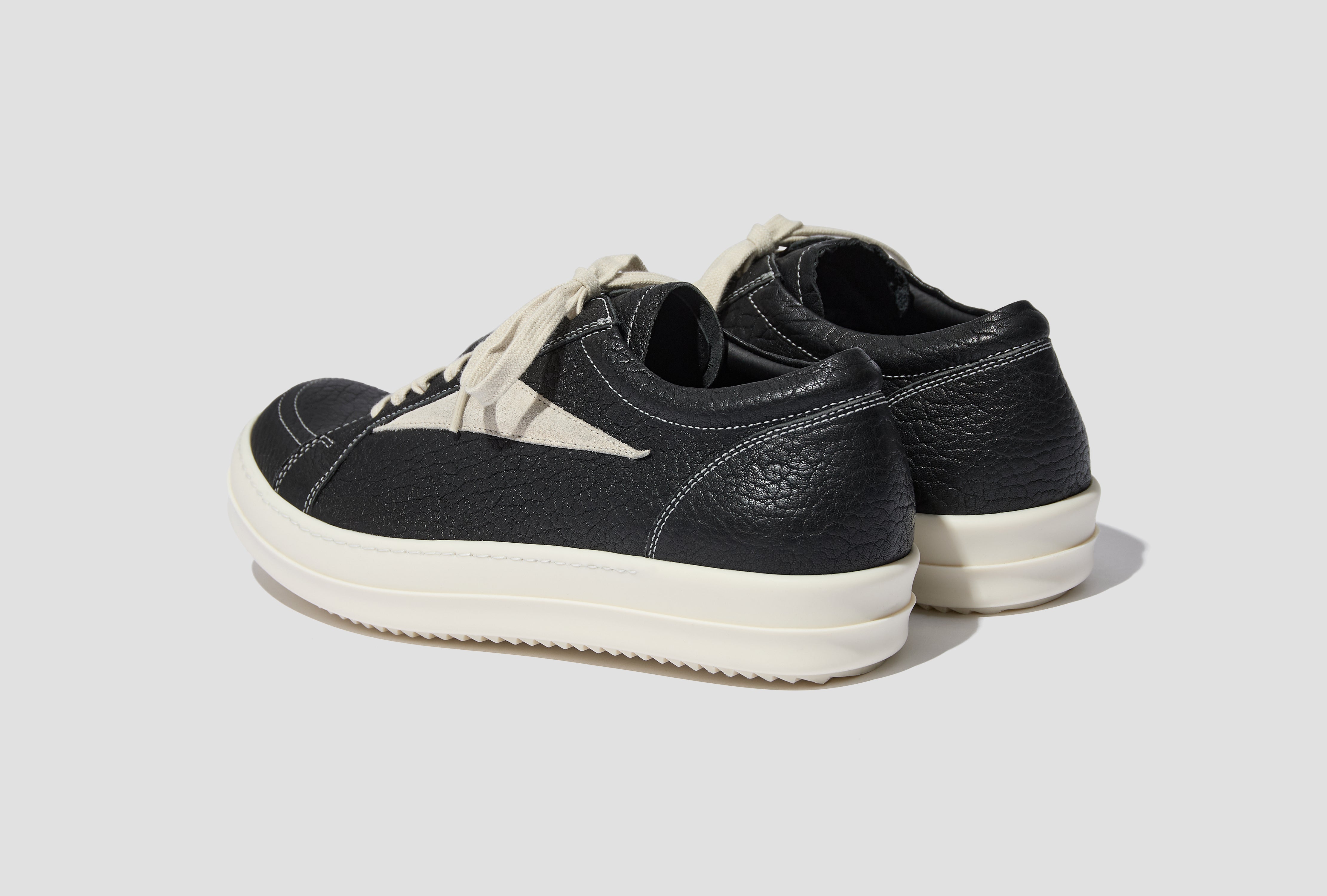 VINTAGE SNEAKS - BUBBLE LAMB AND SUEDE LEATHER / BLACK/MILK/MILK RU02F4897 LBBLVS