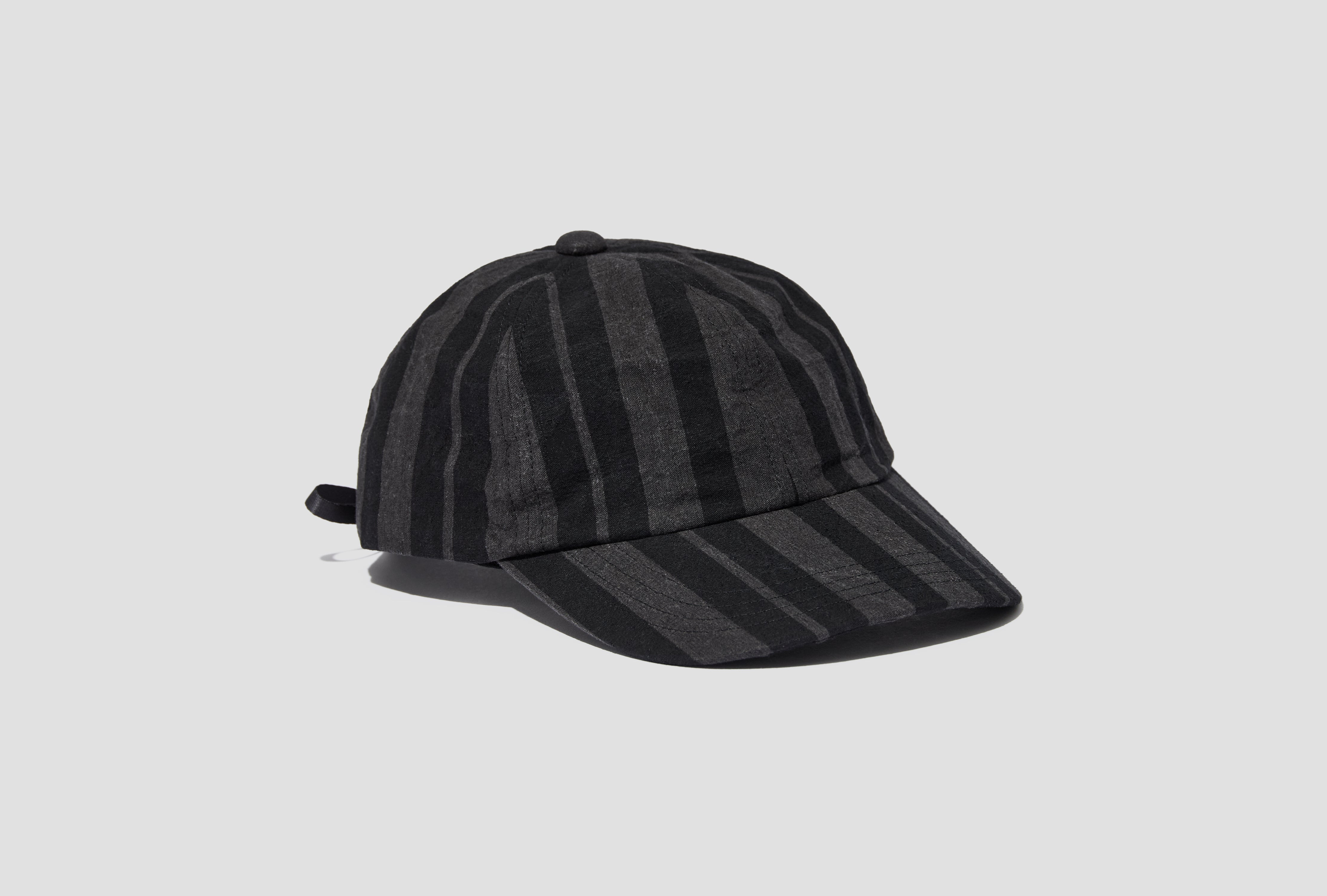 SHALLOW CAP - GREY THEATRE WAX R21C1