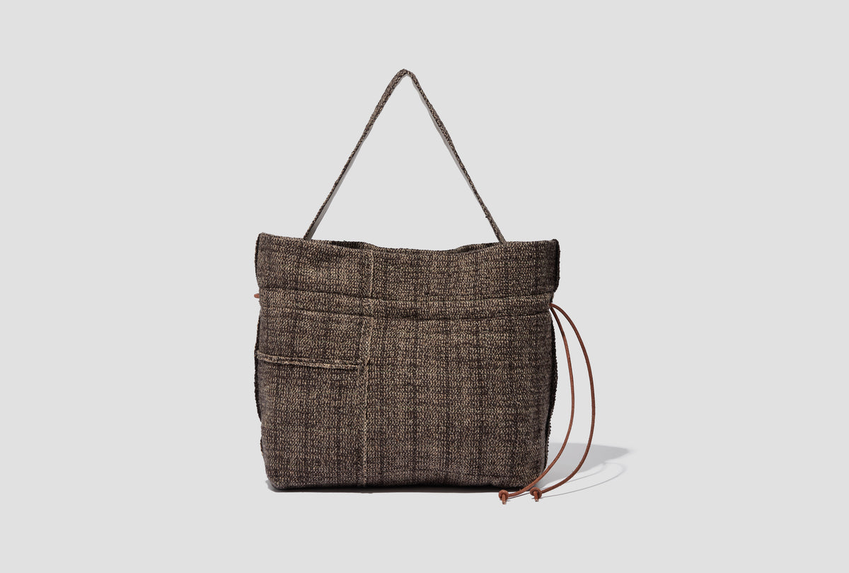 EARTH WALL TOWN BAG - TREE BARK EARTH BAG-001