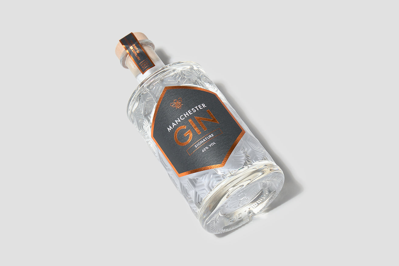 MANCHESTER GIN TRADITIONALLY DISTILLED 42% 500 ML.