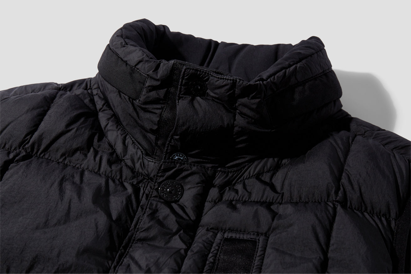 7115G0123 Black