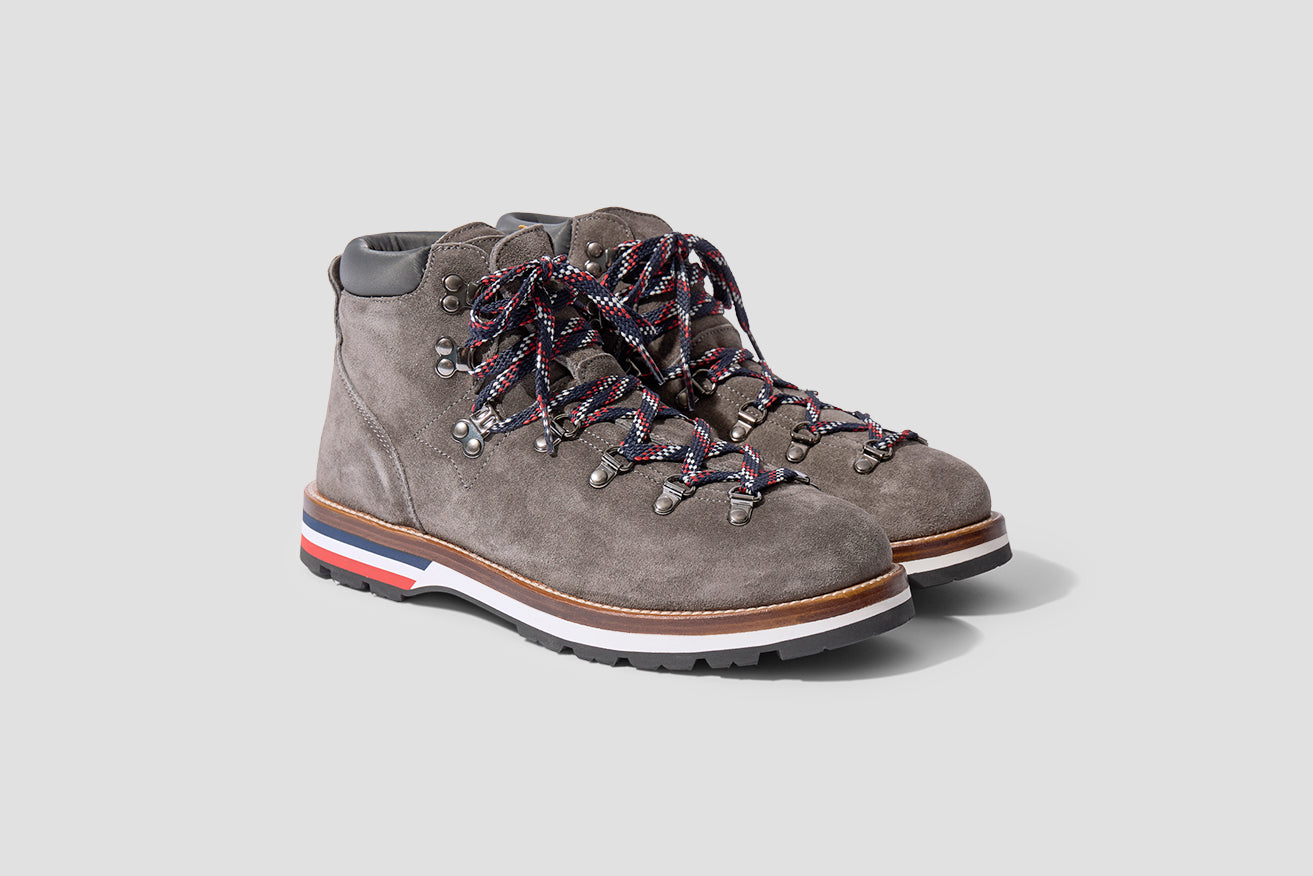 Moncler peak suede hotsell hiking boots