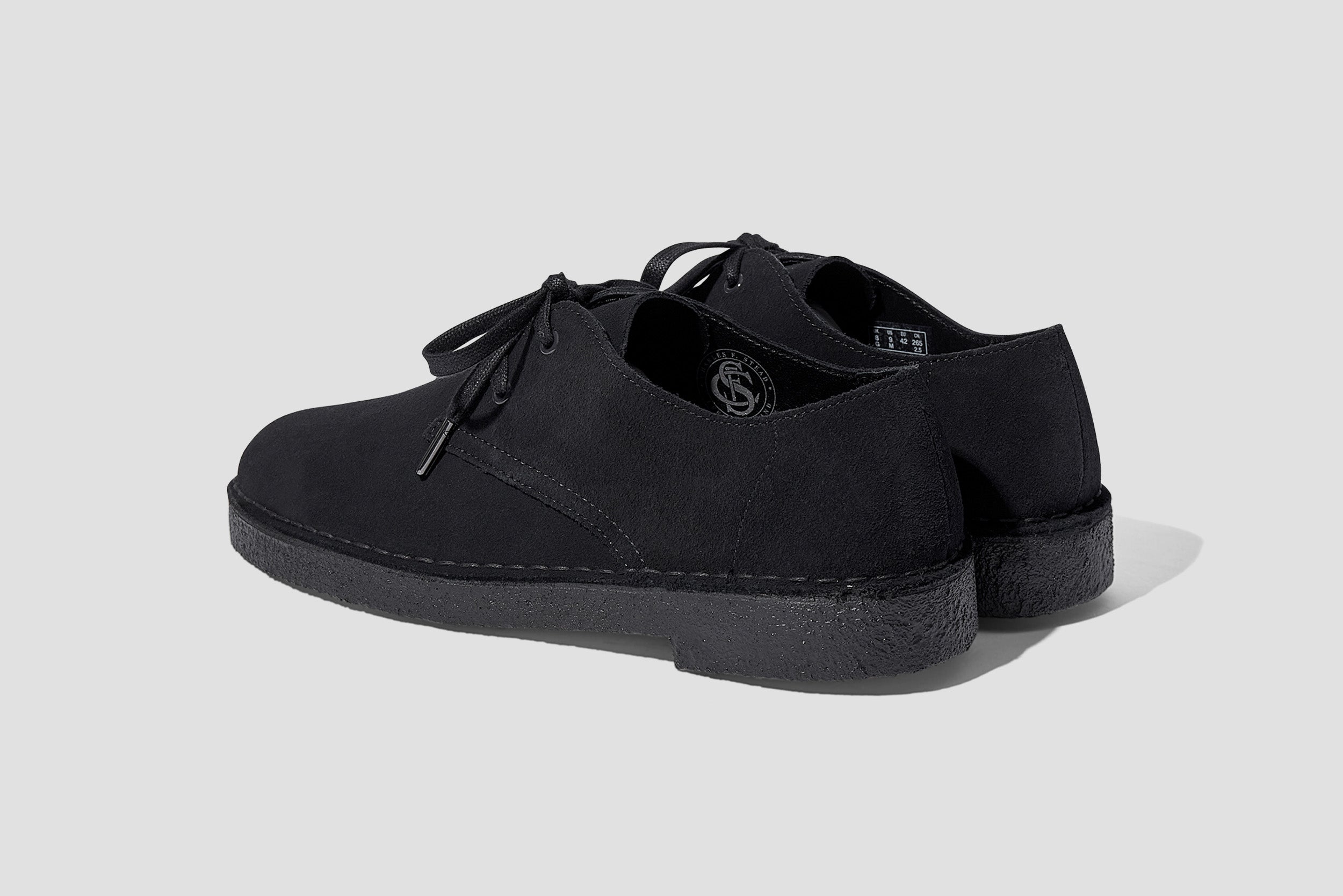 Clarks desert outlet london black suede