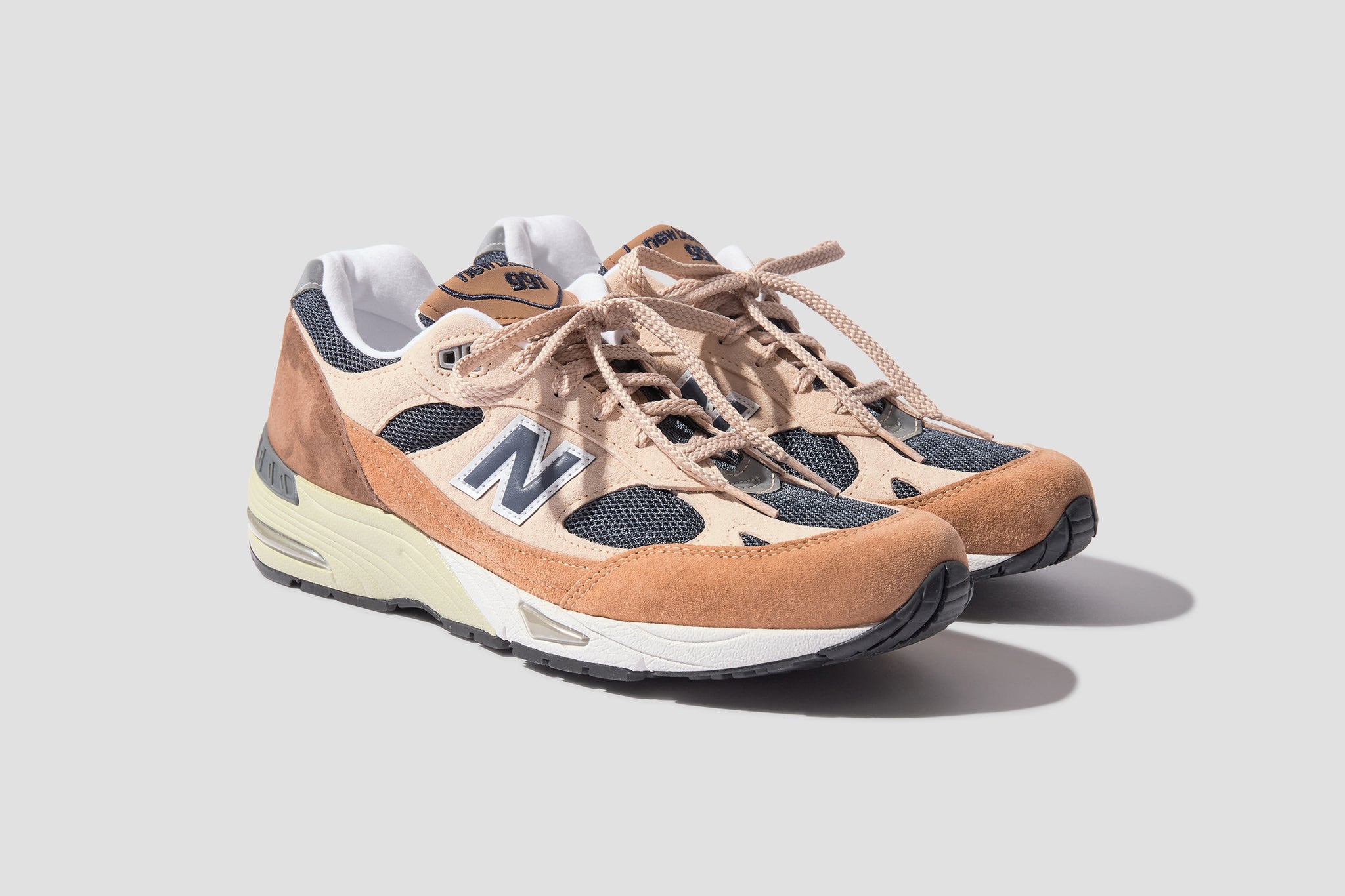 MADE IN UK M991SBN Beige