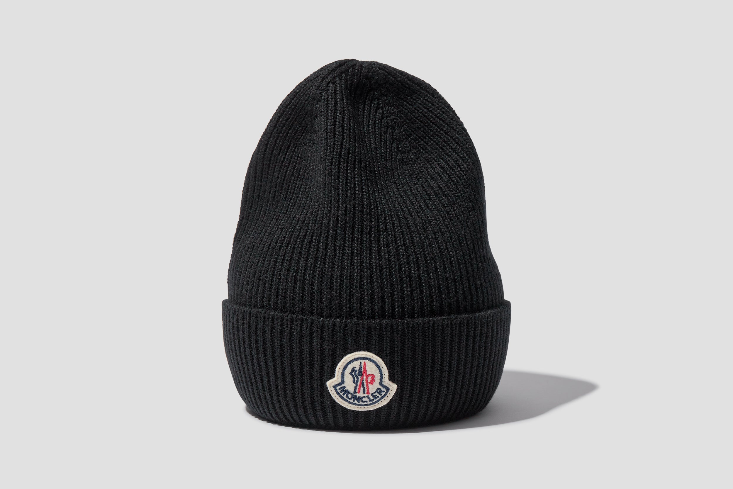 moncler hat black