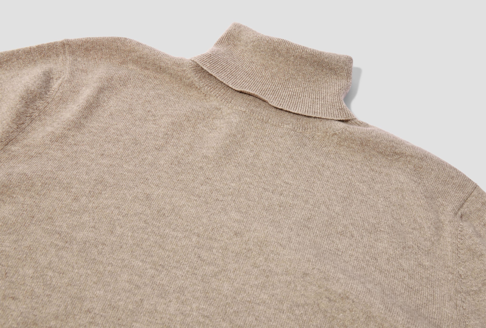 MEN'S CASHMERE ROLL NECK SWEATER M1R-079U-G01555 Beige
