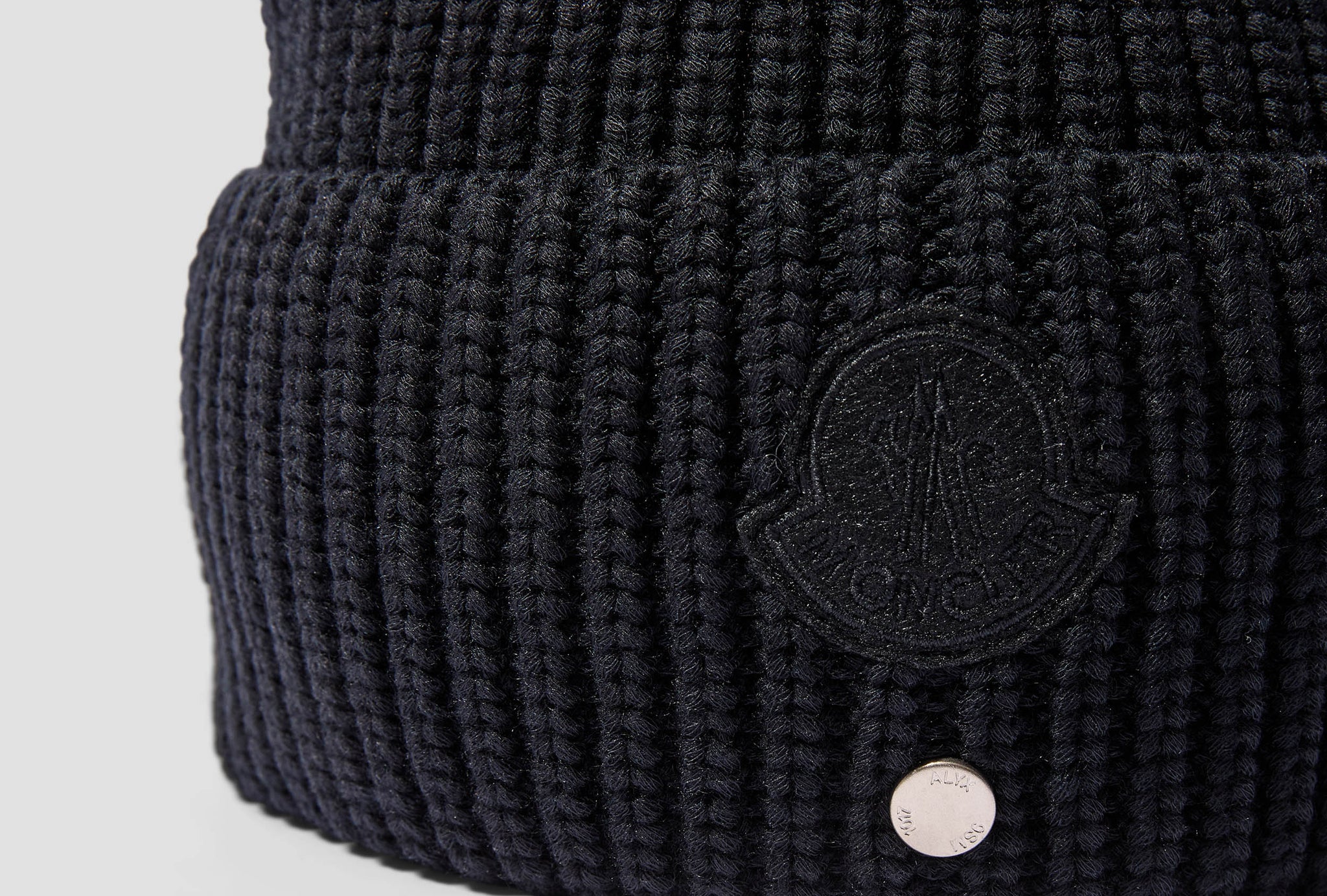 6 MONCLER 1017 ALYX 9SM - LOGO BEANIE G2 09Y 3B000 03 M1334 Black