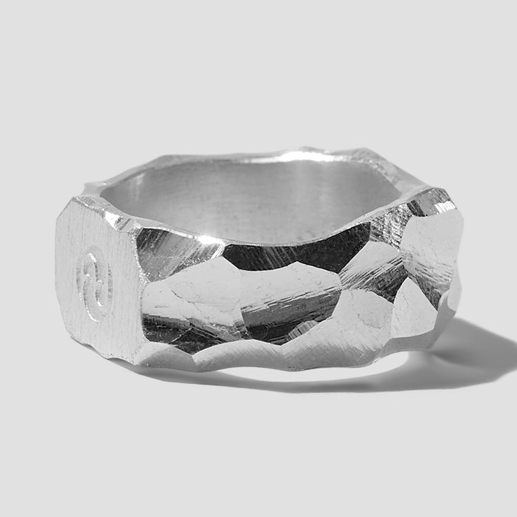 RAUK RING NARROW - CARVED / STERLING SILVER 101483 Silver