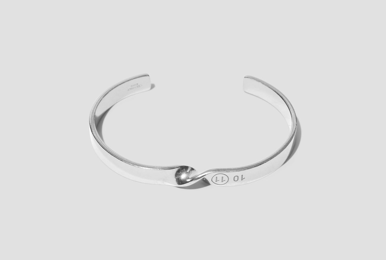 SM1UY0045 S12975 Silver