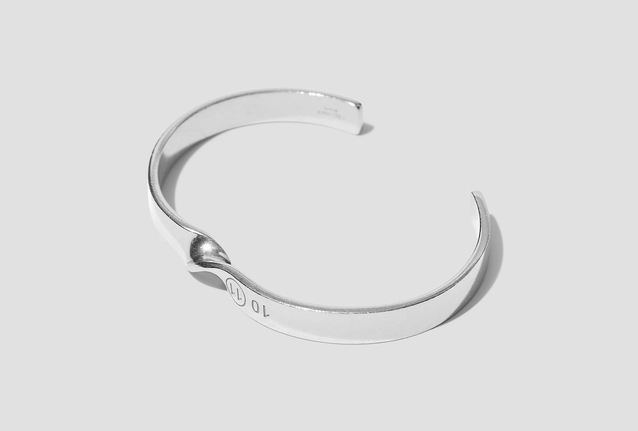 SM1UY0045 S12975 Silver