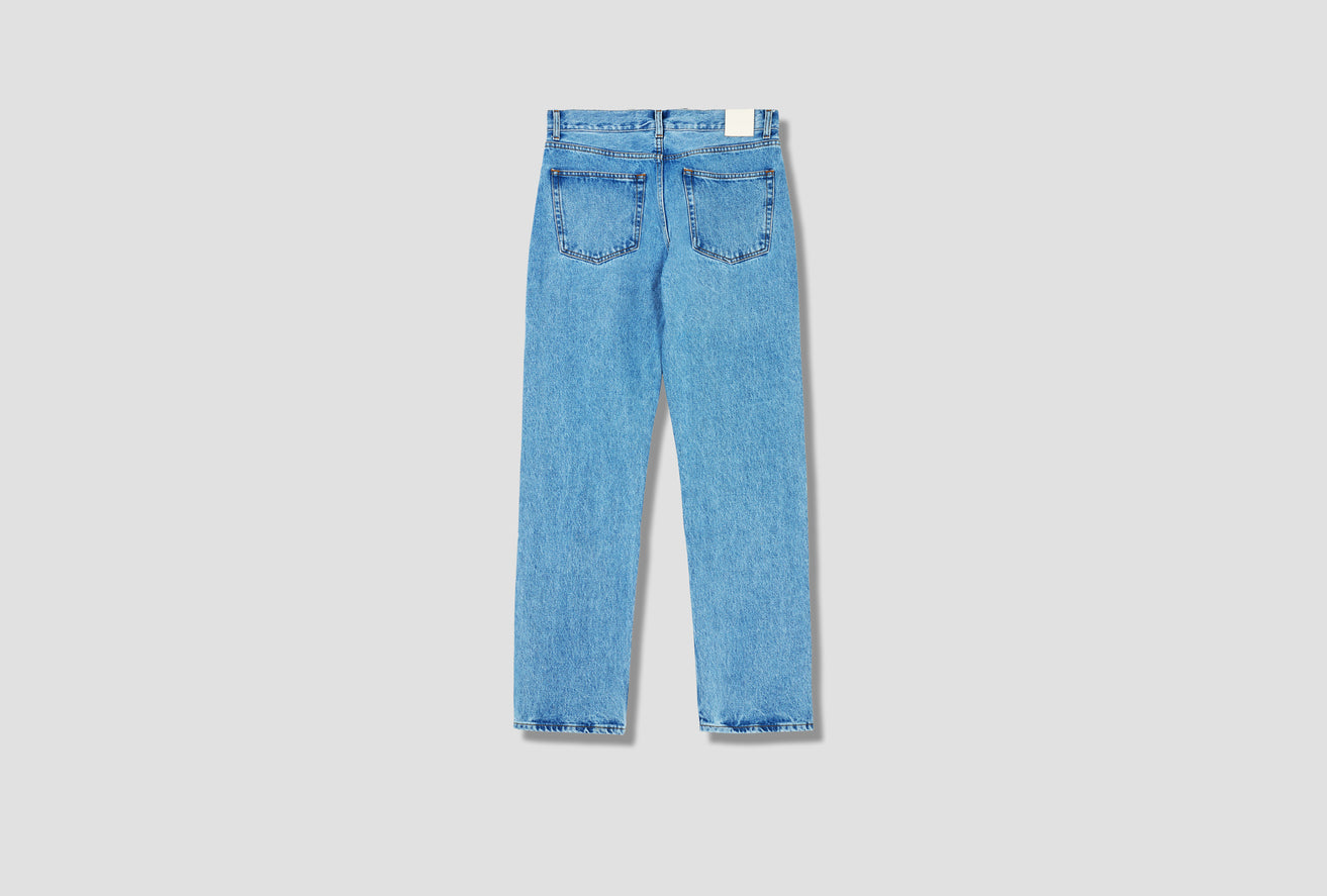 STRAIGHT CUT JEANS - SUBTLE WASH 305STRCJSUB Light blue