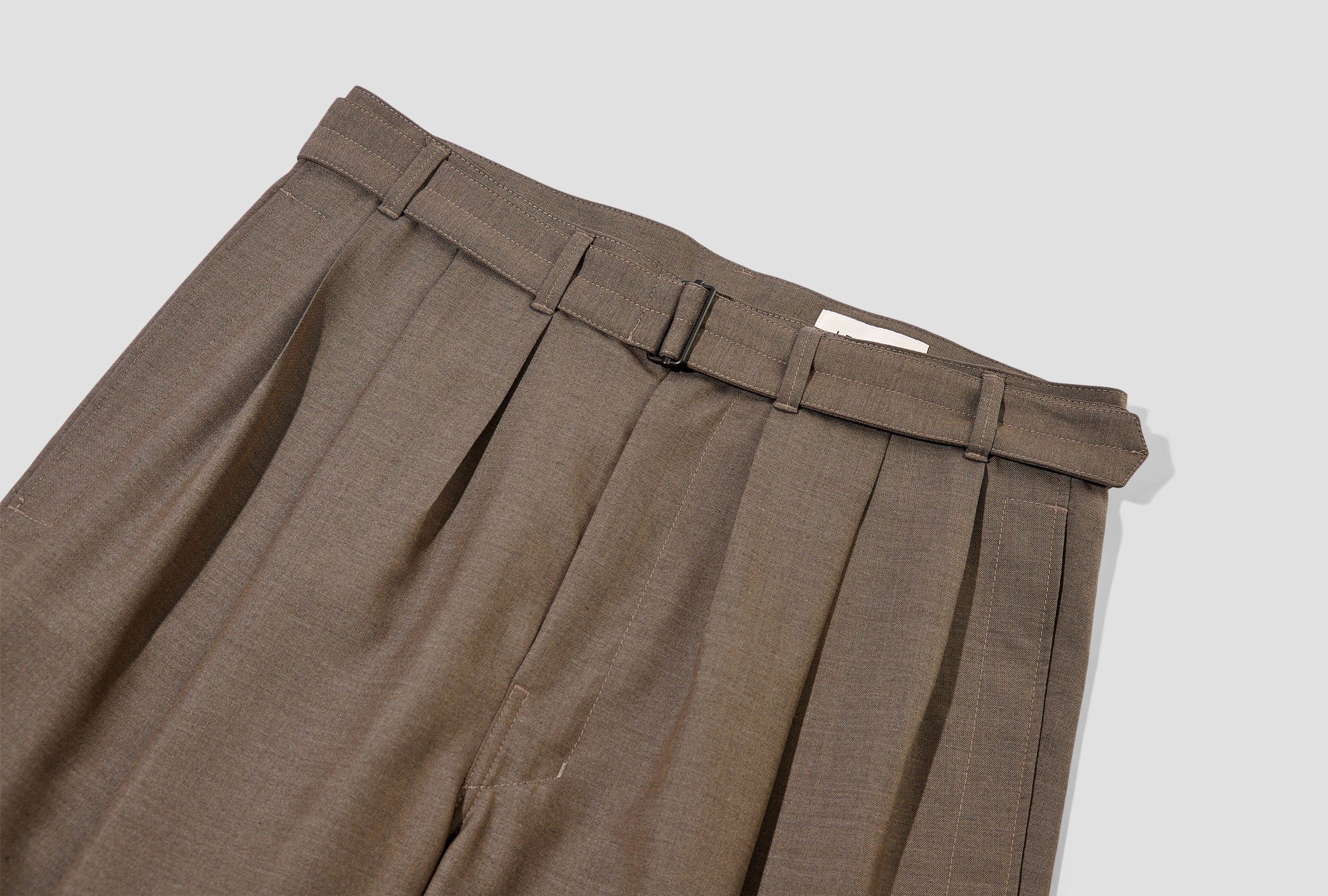 LEMAIRE LOOSE PLEATED PANTS PA314 LF414 Beige – HARRESØ