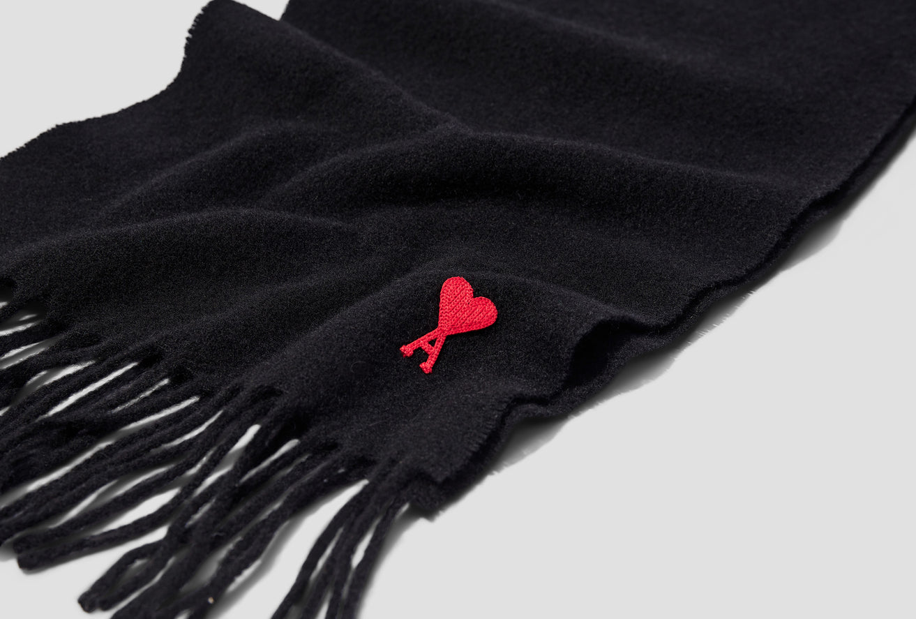 CLASSIC AMI DE COEUR SCARF USF404.334 Black