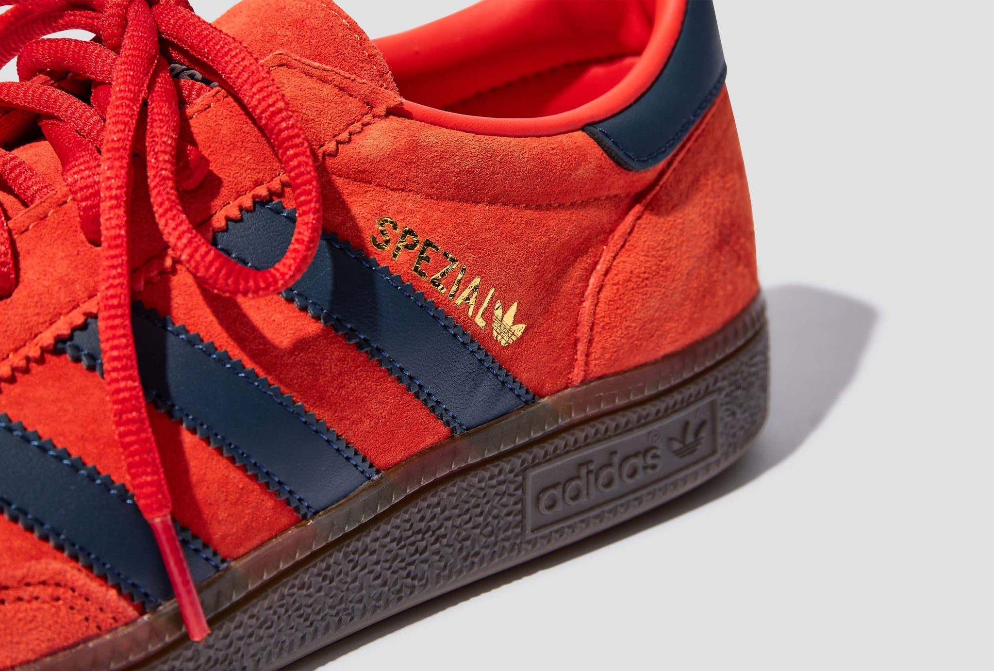 ADIDAS ORIGINALS HANDBALL SPEZIAL - PANTON/CONAVY/GUM5 GX6988 Orange –  HARRESØ
