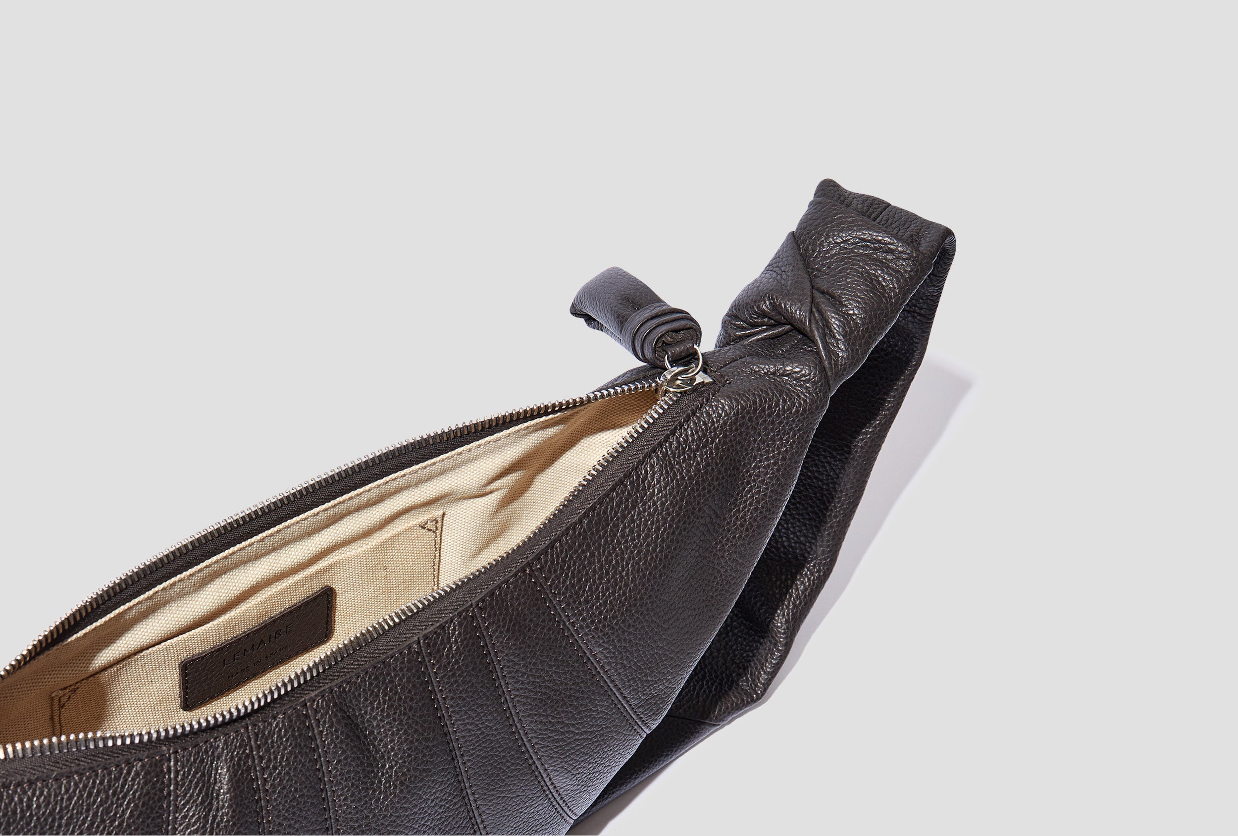 SMALL CROISSANT BAG - SOFT GRAINED LEATHER BG0003 LL0018 Dark brown